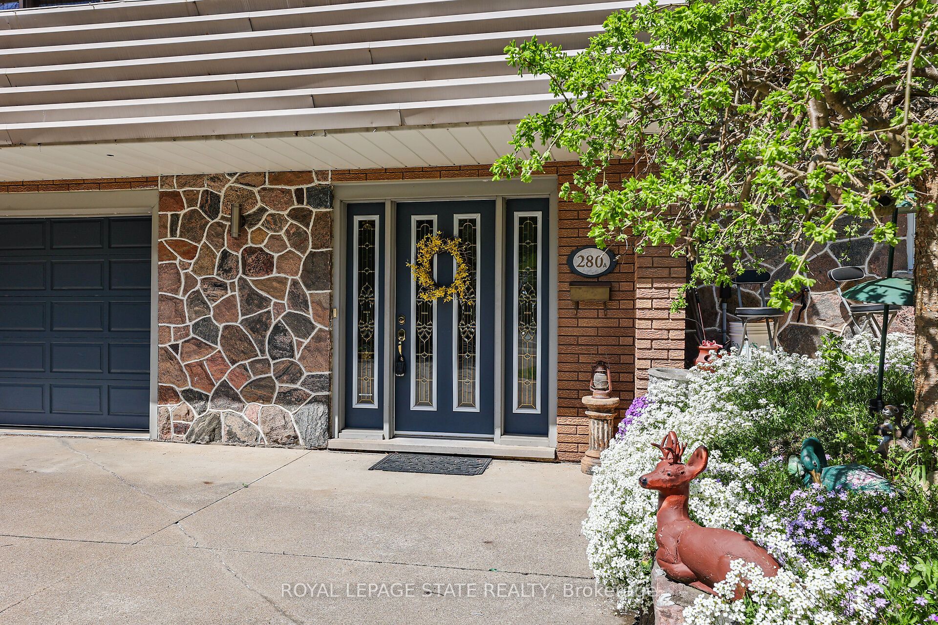 280a Main Street W Property Photo 17