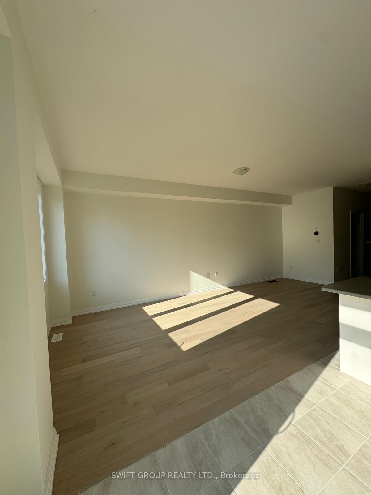 123 Granville Crescent Property Photo 3