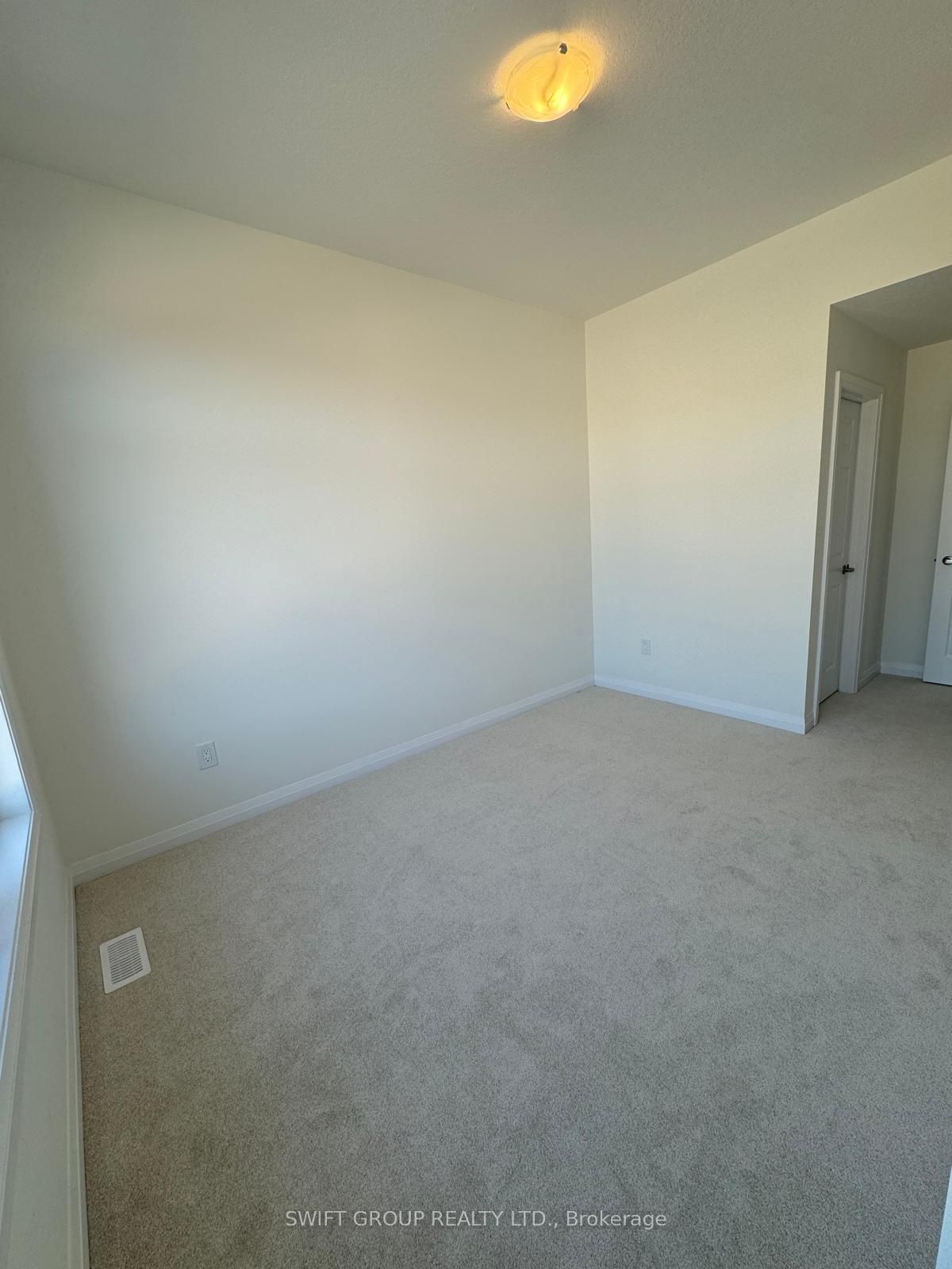 123 Granville Crescent Property Photo 17