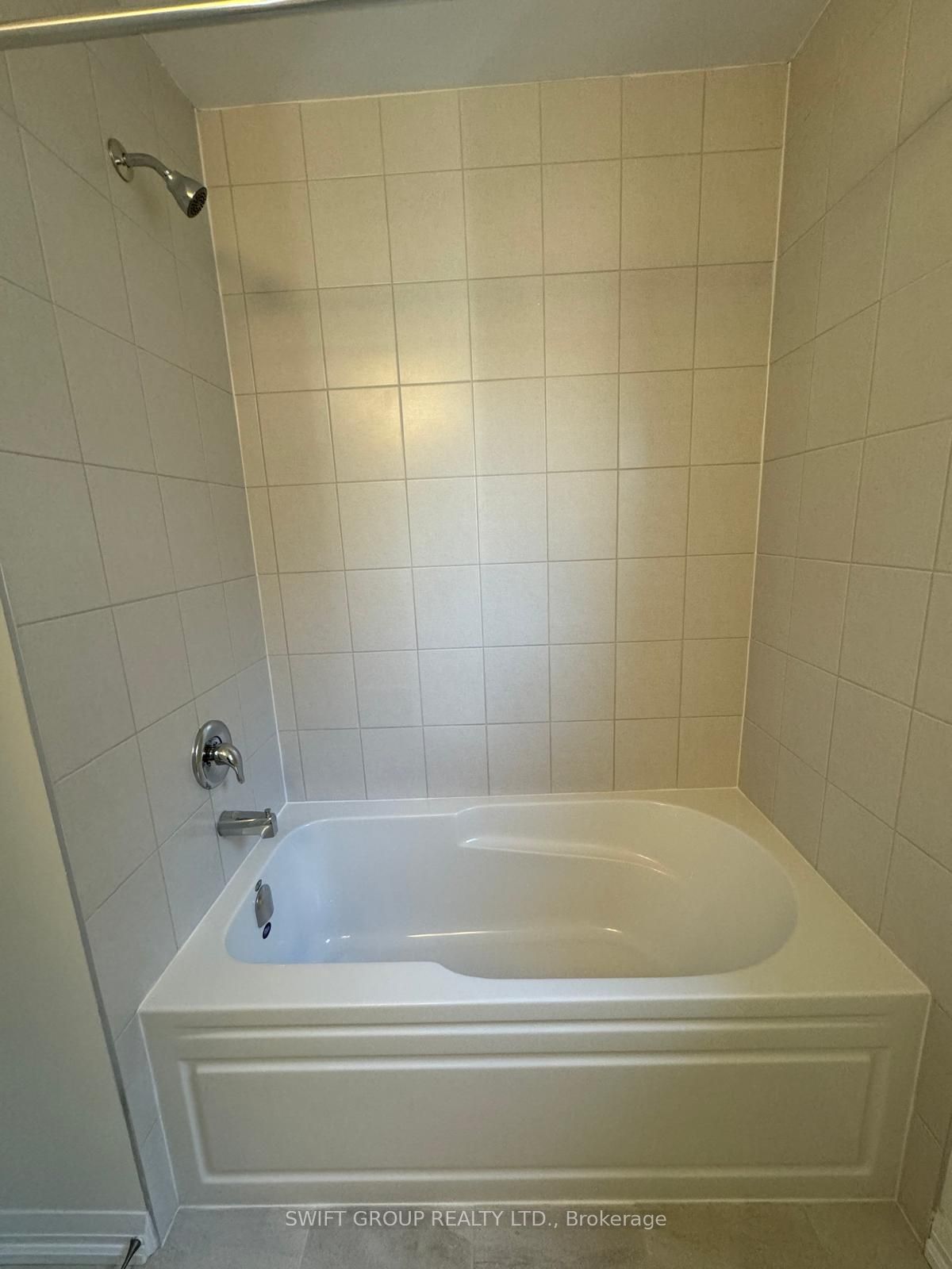 123 Granville Crescent Property Photo 24