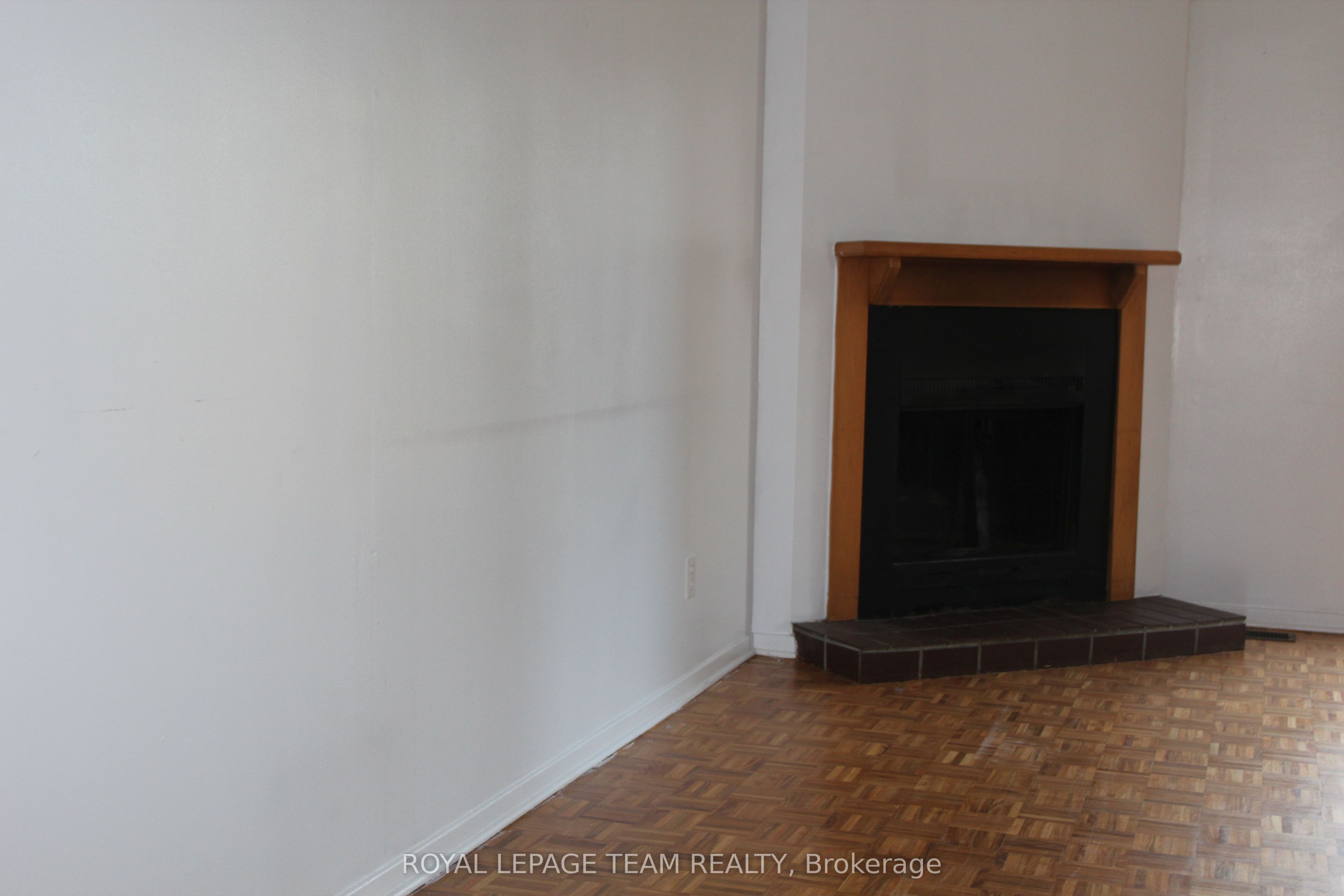 322 Des Epinettes Avenue Property Photo 4