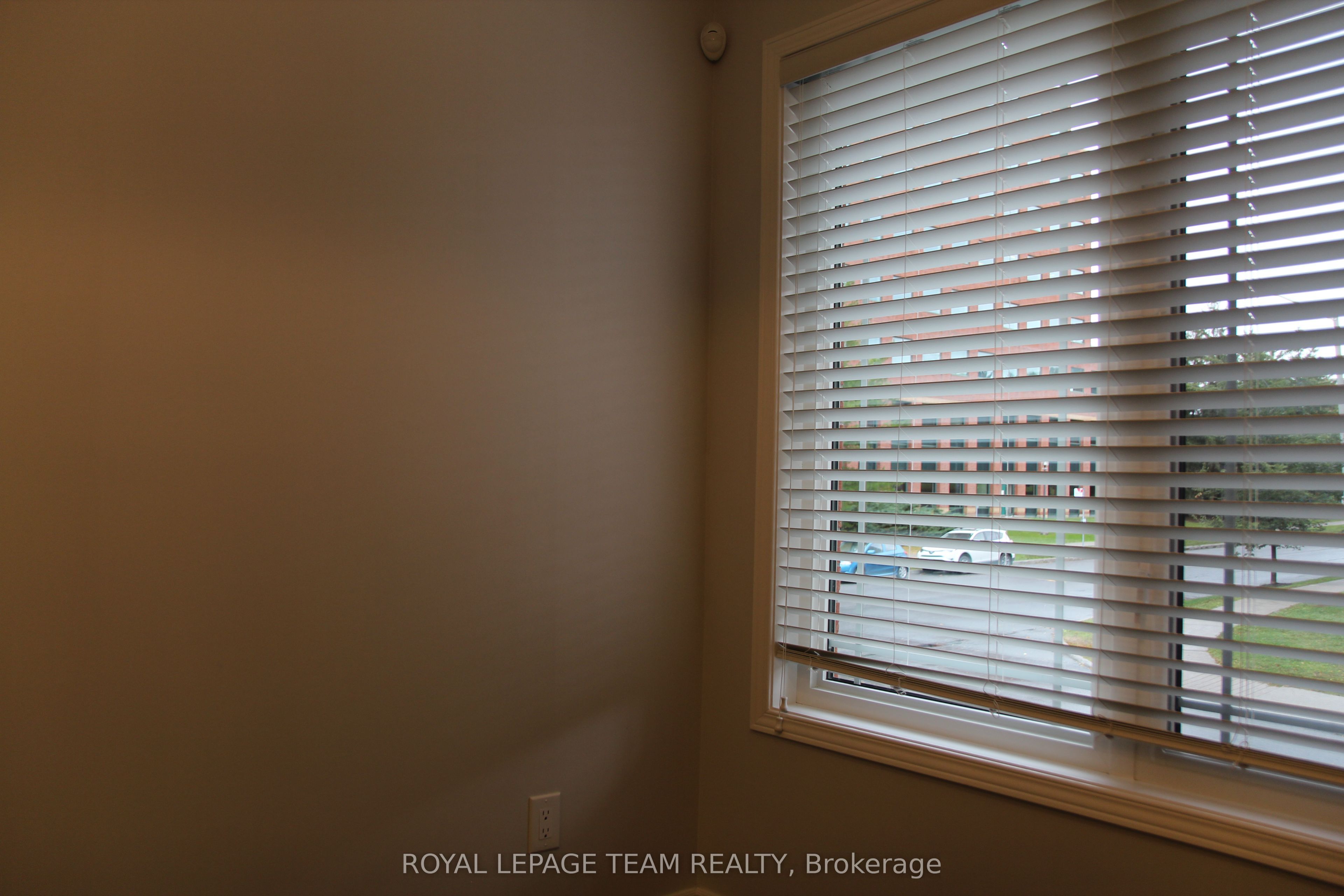 322 Des Epinettes Avenue Property Photo 19