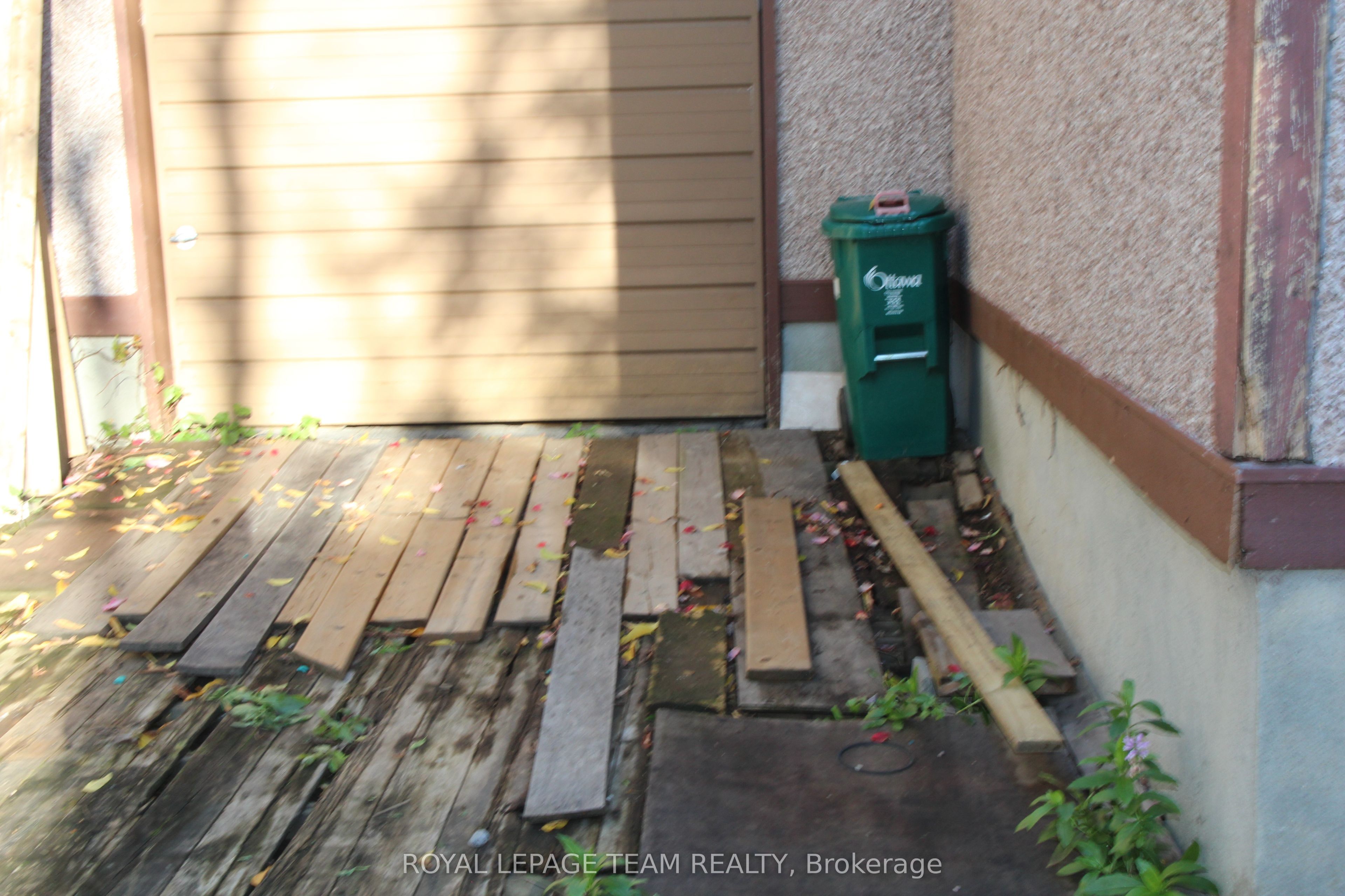 322 Des Epinettes Avenue Property Photo 24
