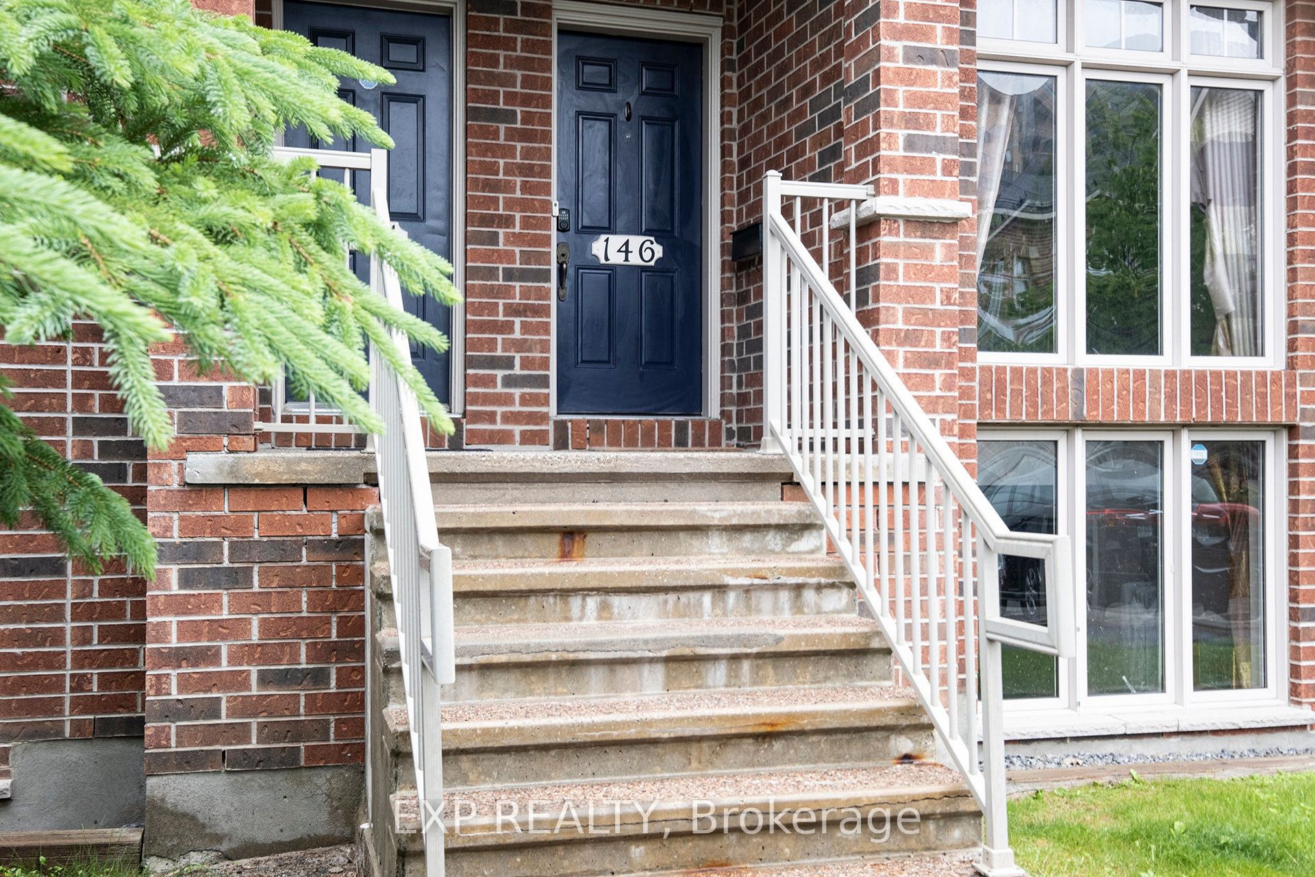 1512 Walkley Road W 146 Property Photo 3