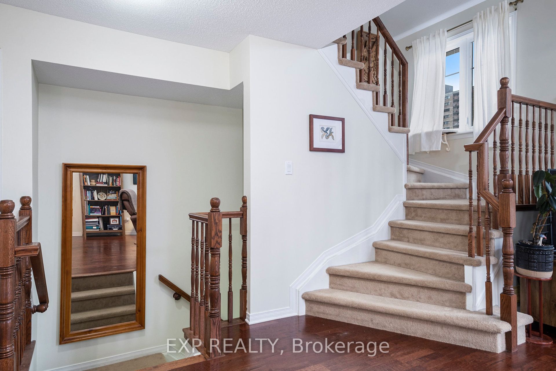 1512 Walkley Road W 146 Property Photo 4