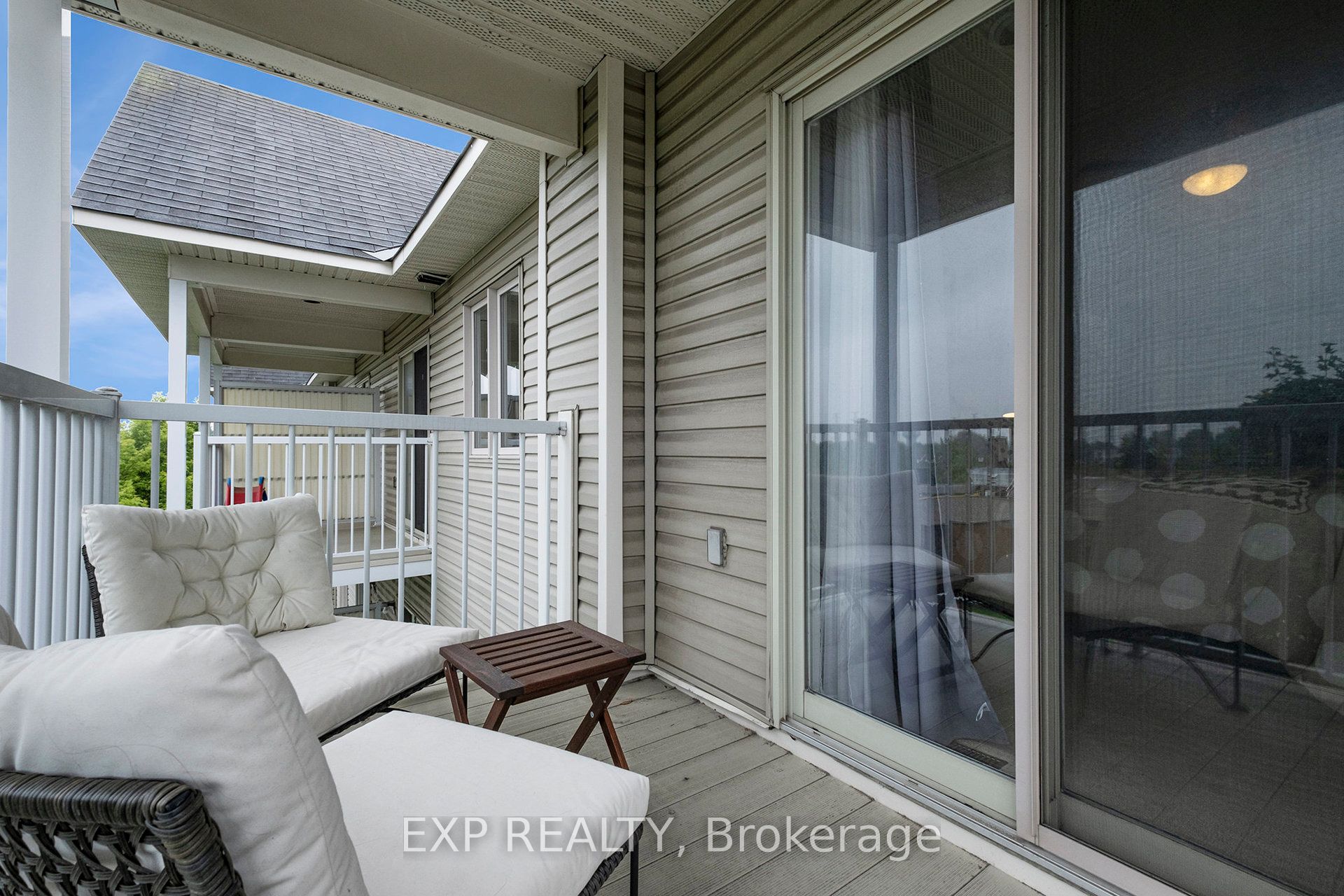 1512 Walkley Road W 146 Property Photo 28