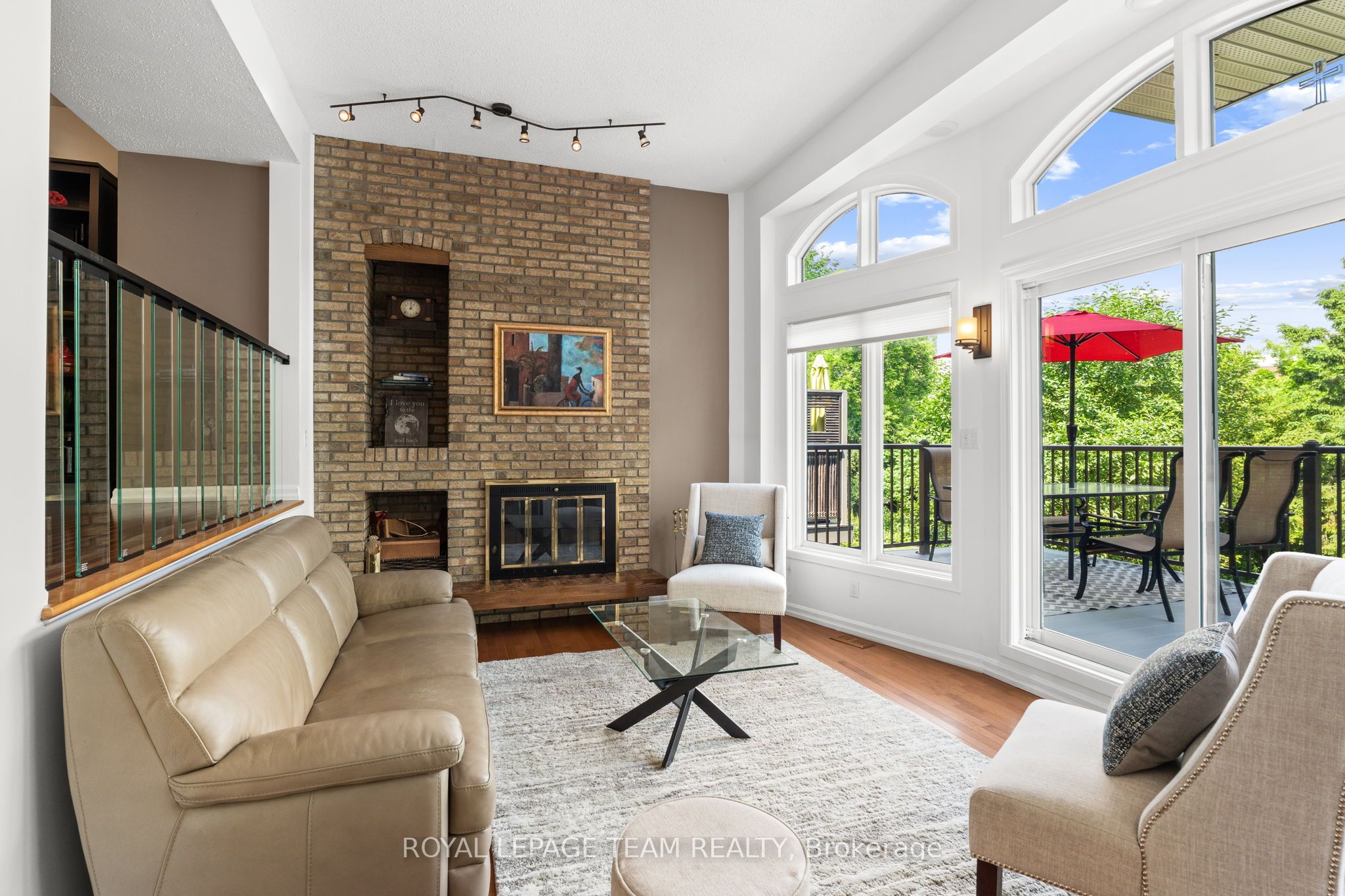 1011 Prince Of Wales Drive 4 Property Photo 4