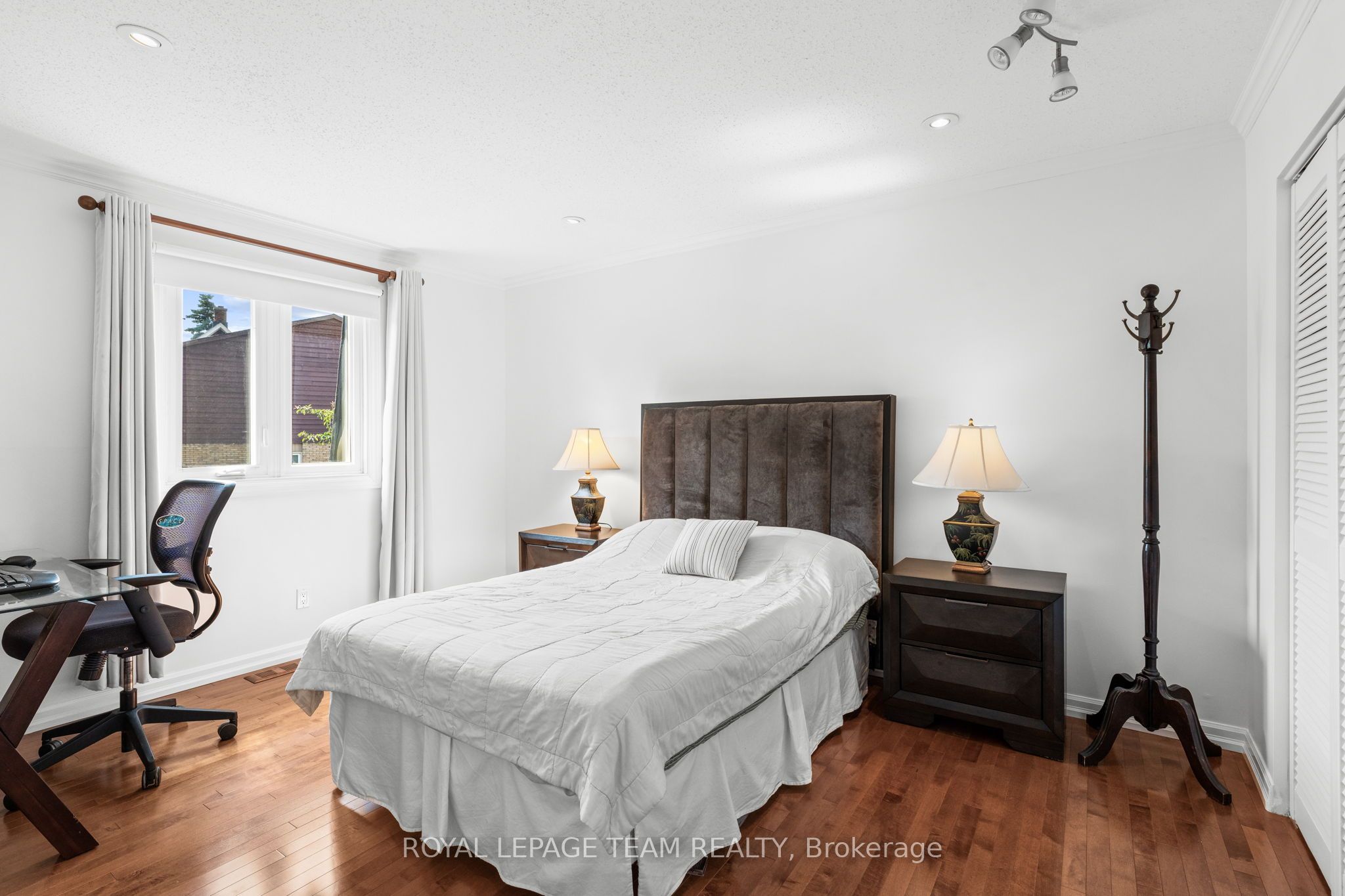 1011 Prince Of Wales Drive 4 Property Photo 16