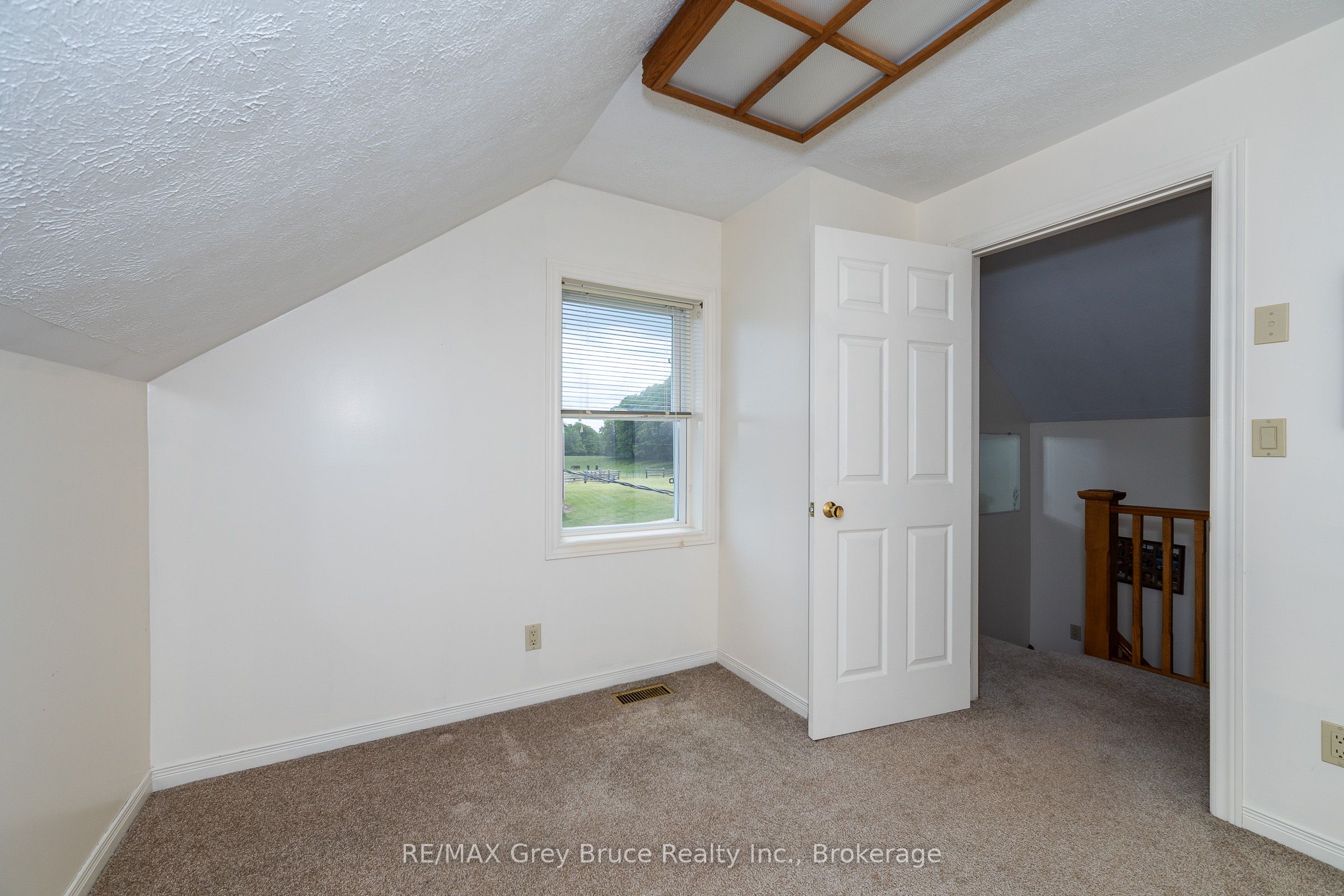 319144 Grey Road 1 N/a Property Photo 26