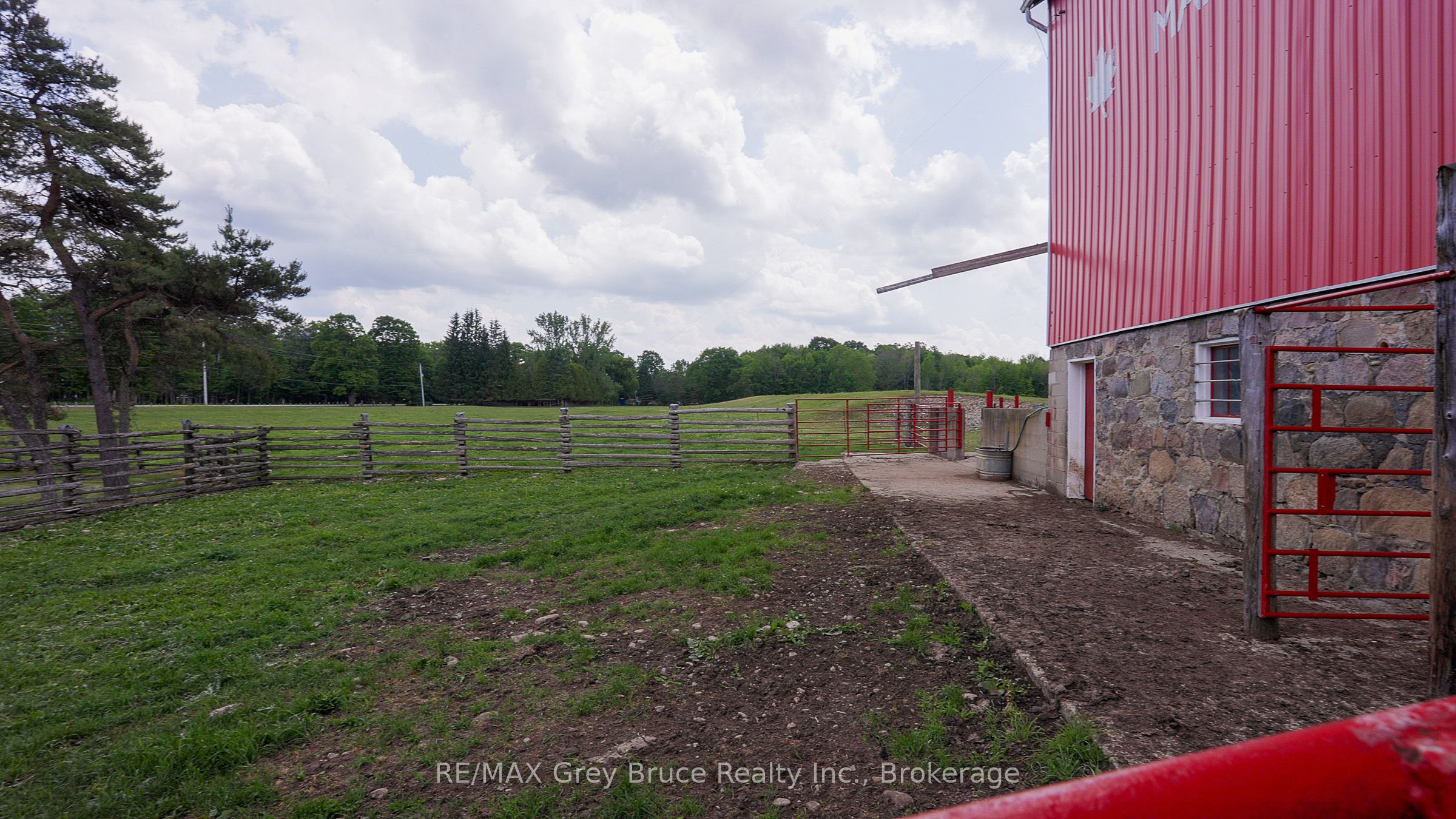 319144 Grey Road 1 N/a Property Photo 41