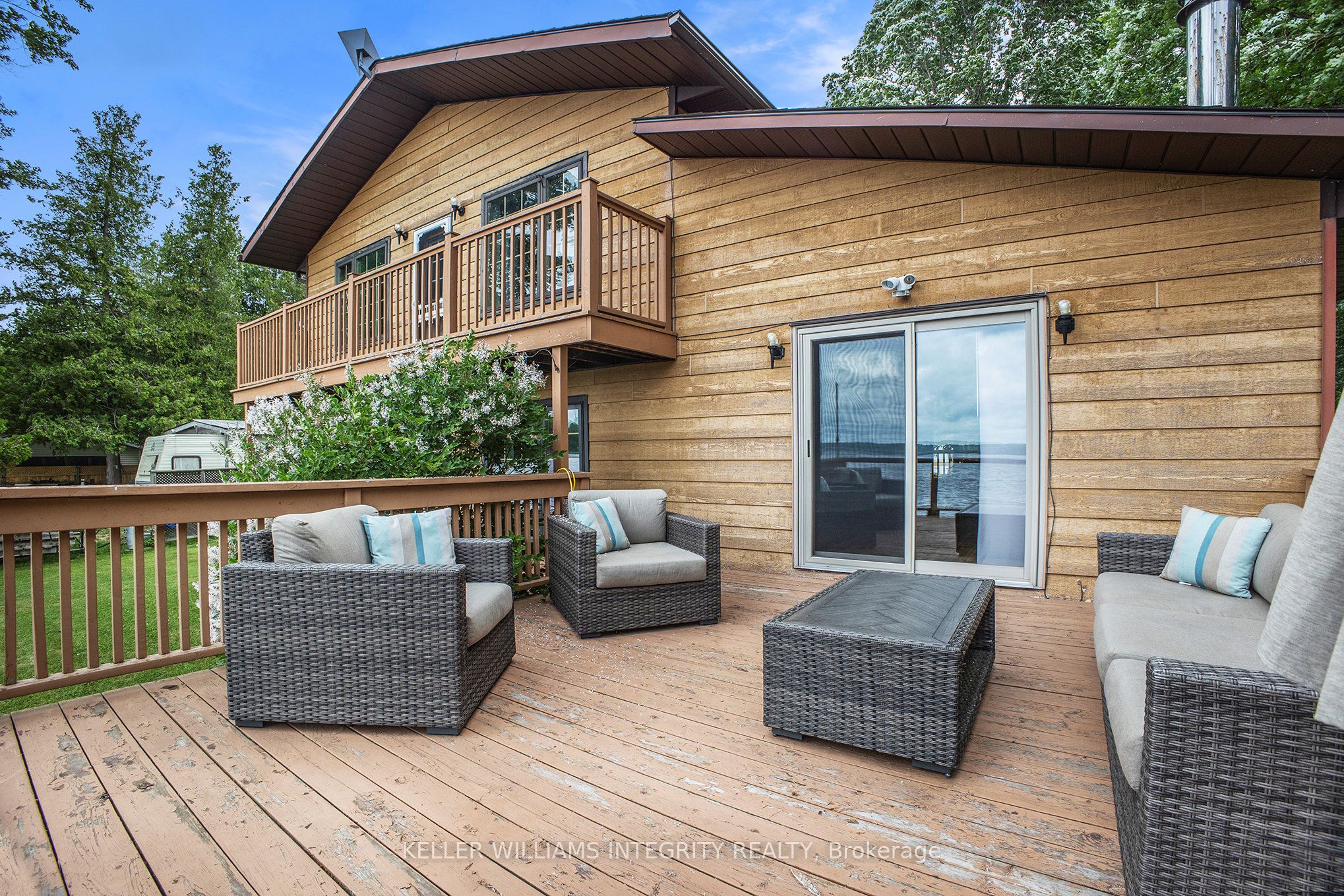 501 Stewart Lane Property Photo 5