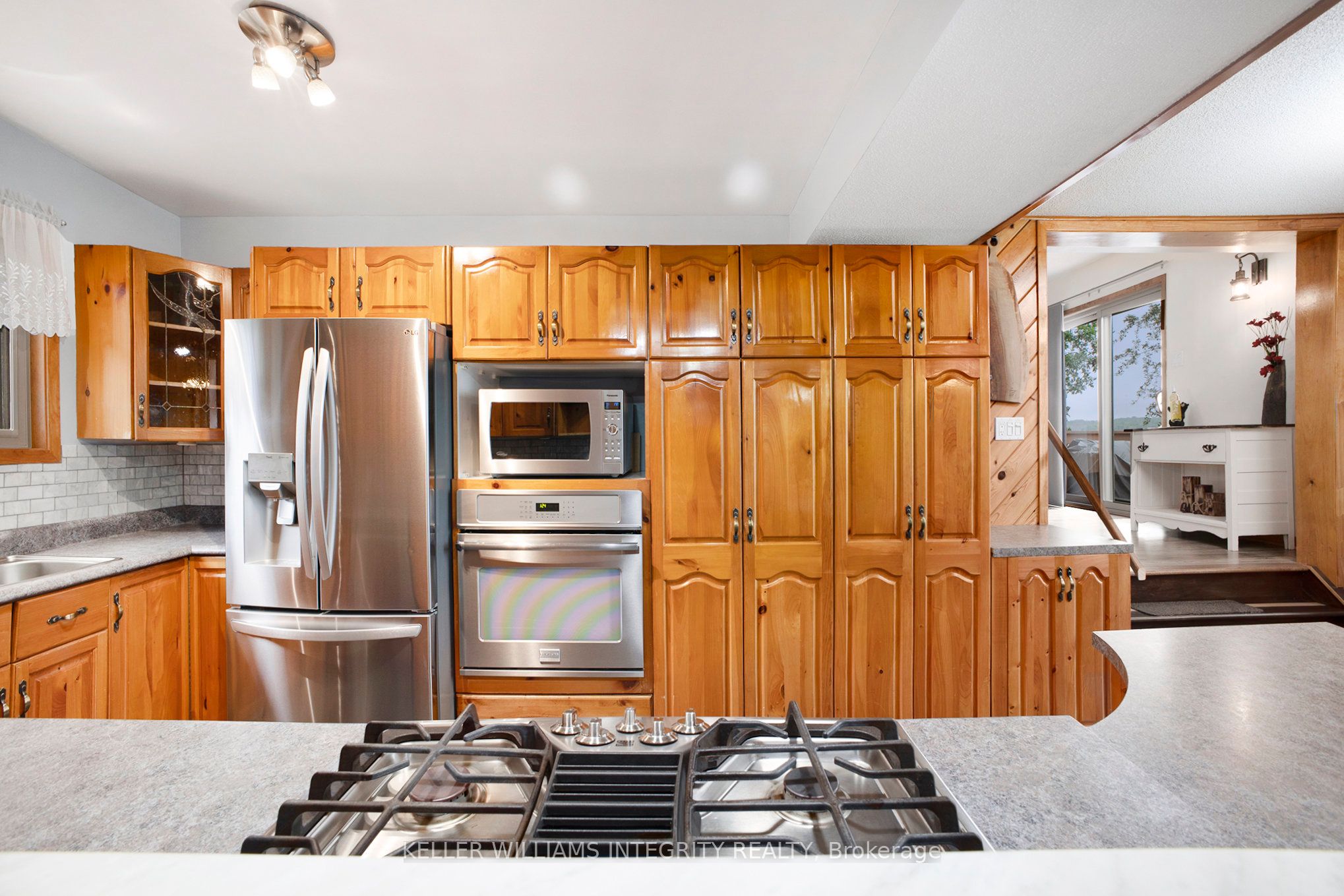 501 Stewart Lane Property Photo 17