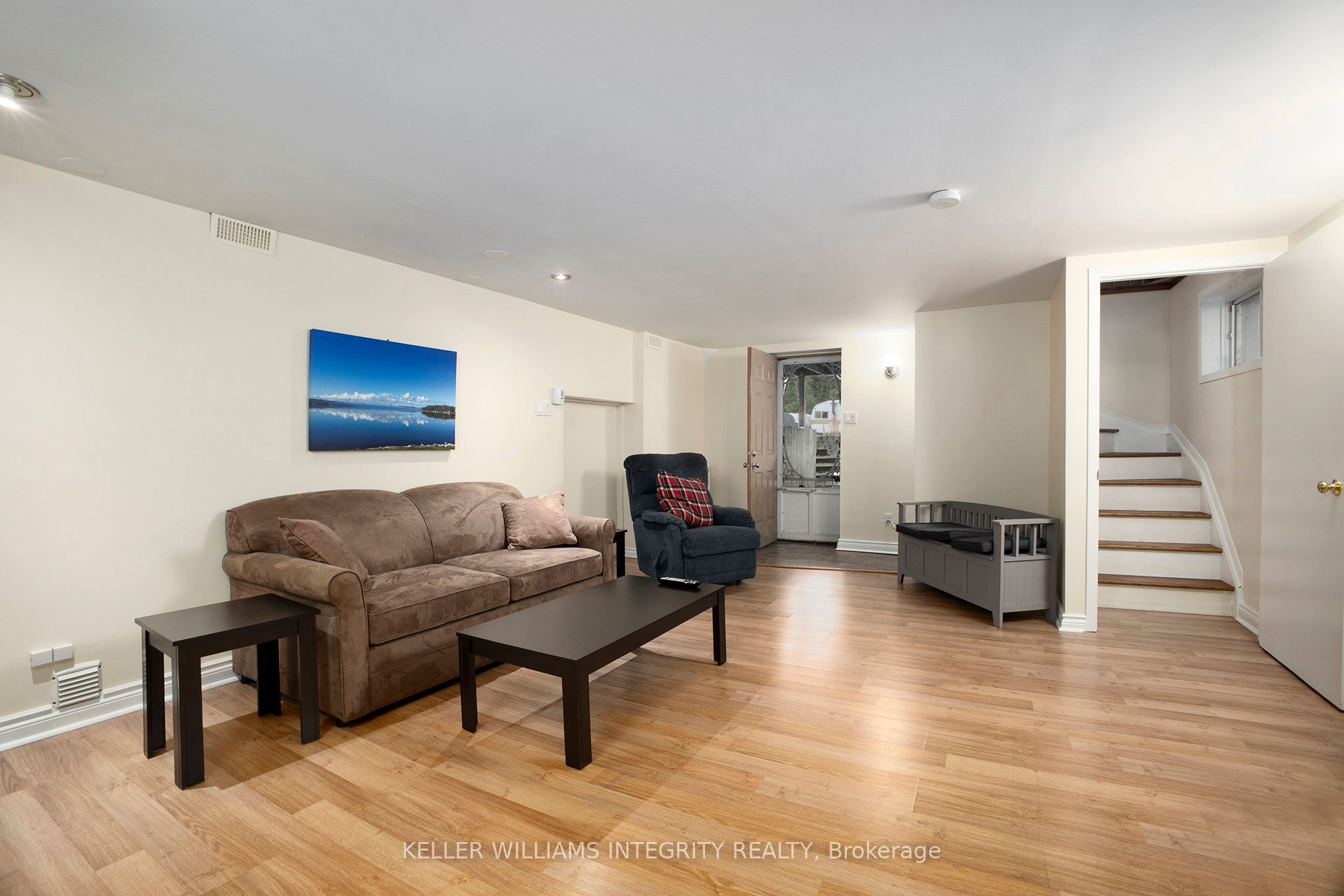 501 Stewart Lane Property Photo 24