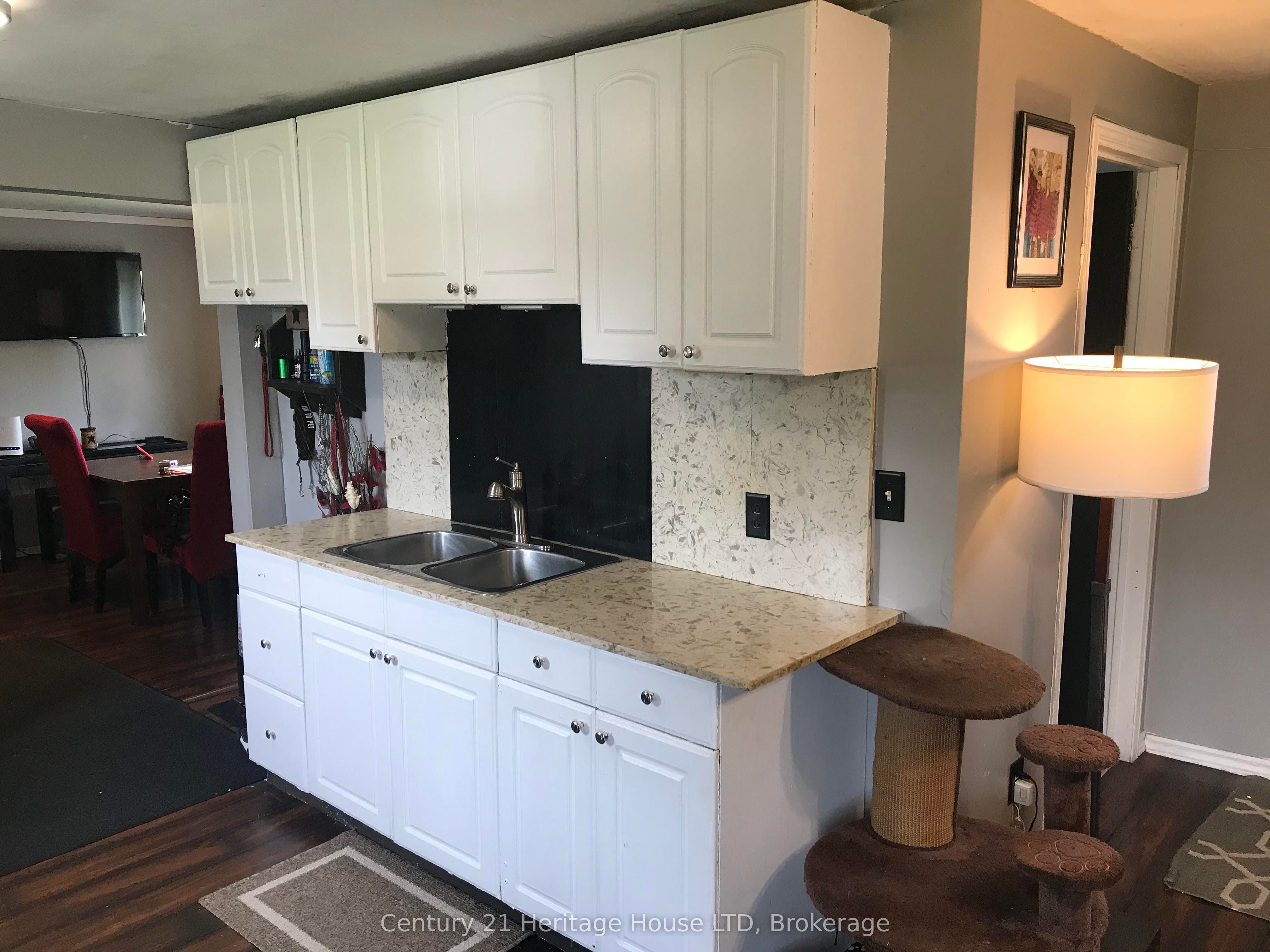 223 Bernard Avenue Property Photo 8