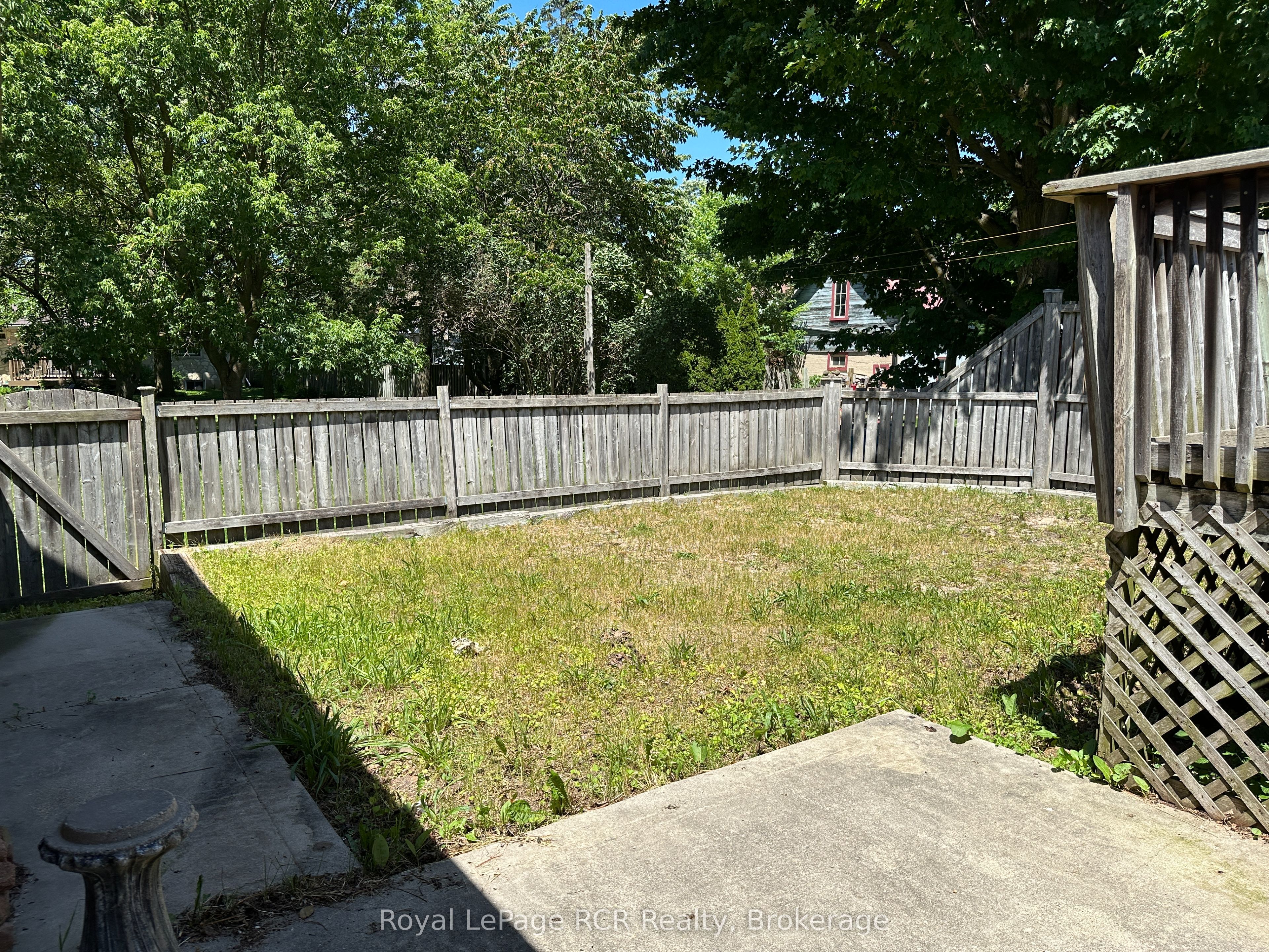 442 11th Street Property Photo 8