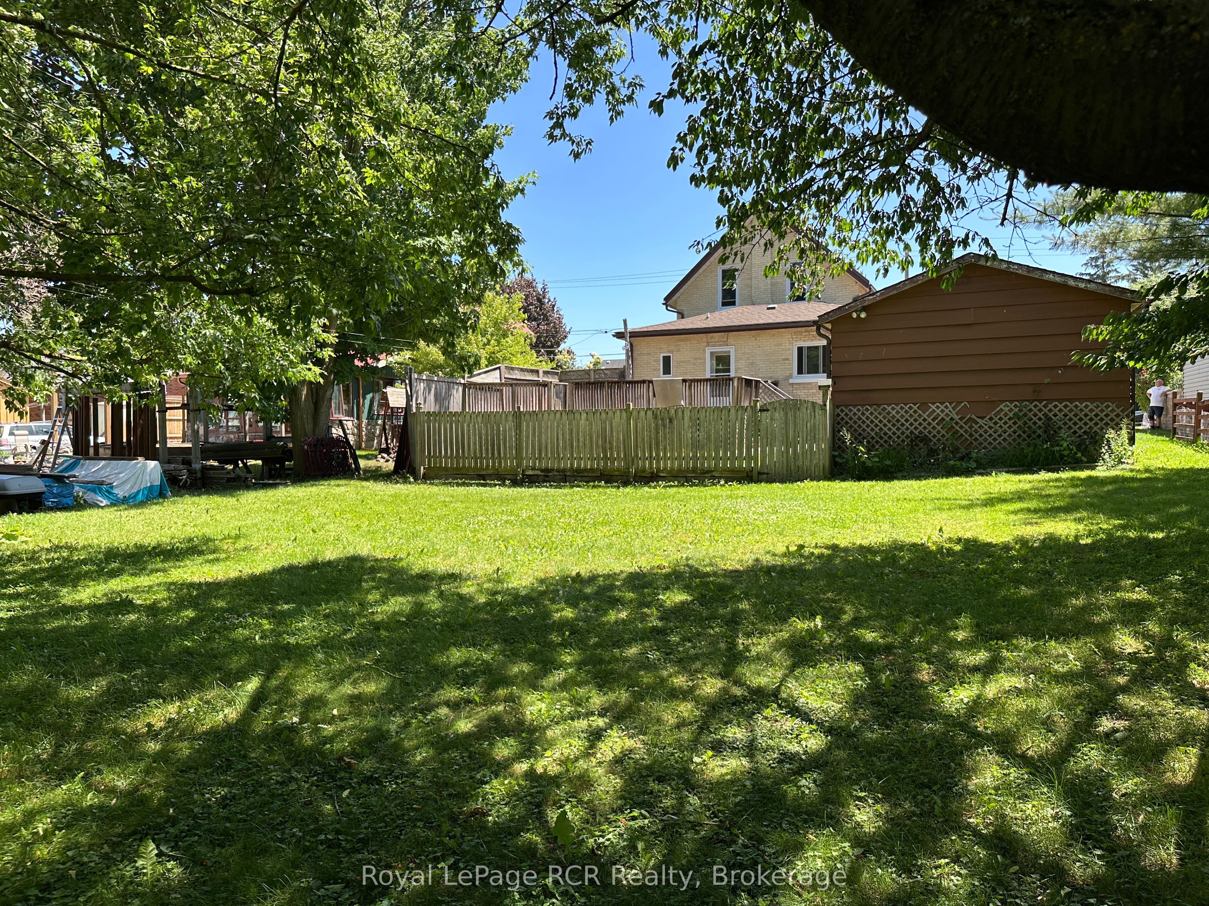 442 11th Street Property Photo 10