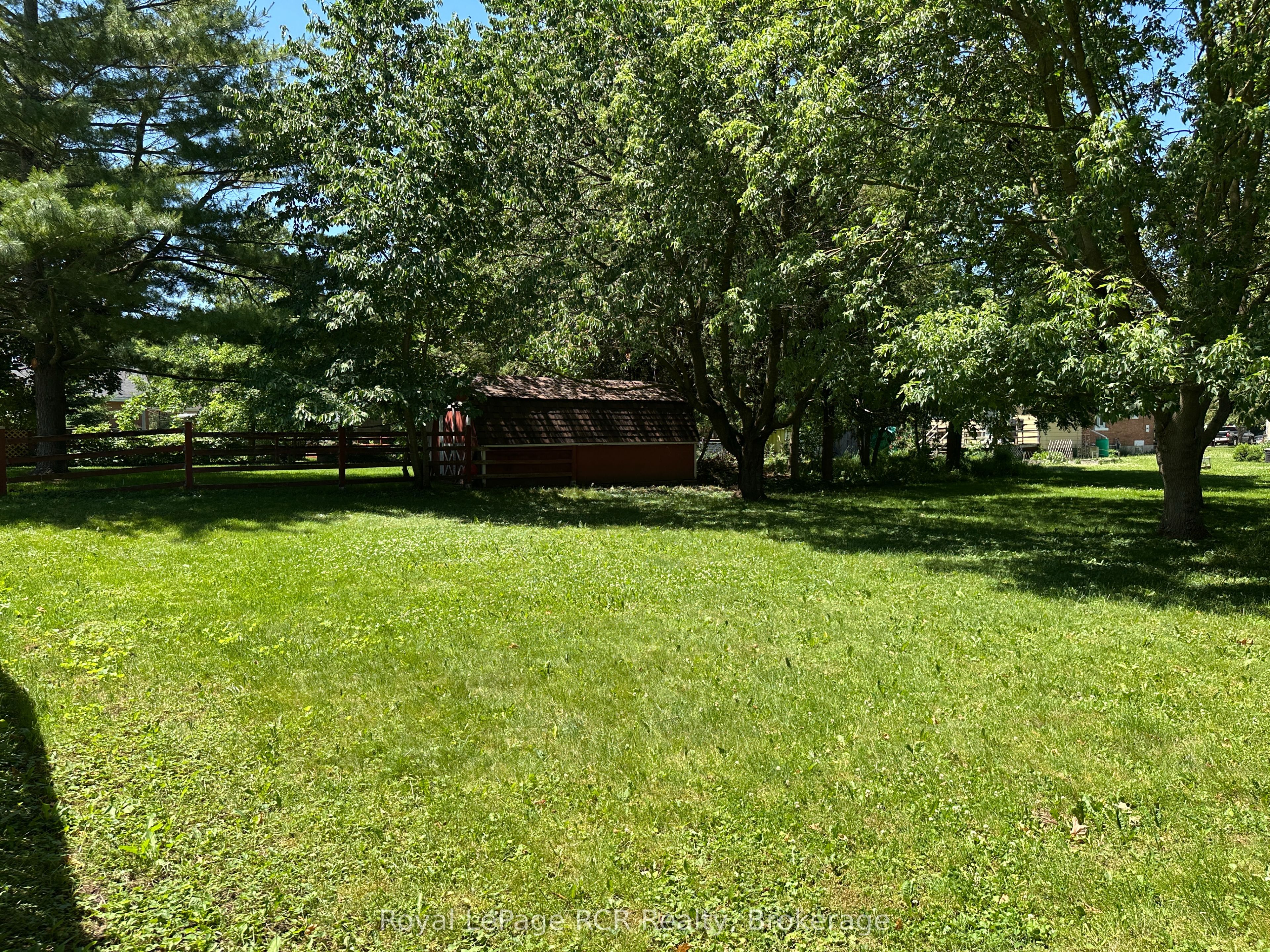 442 11th Street Property Photo 12