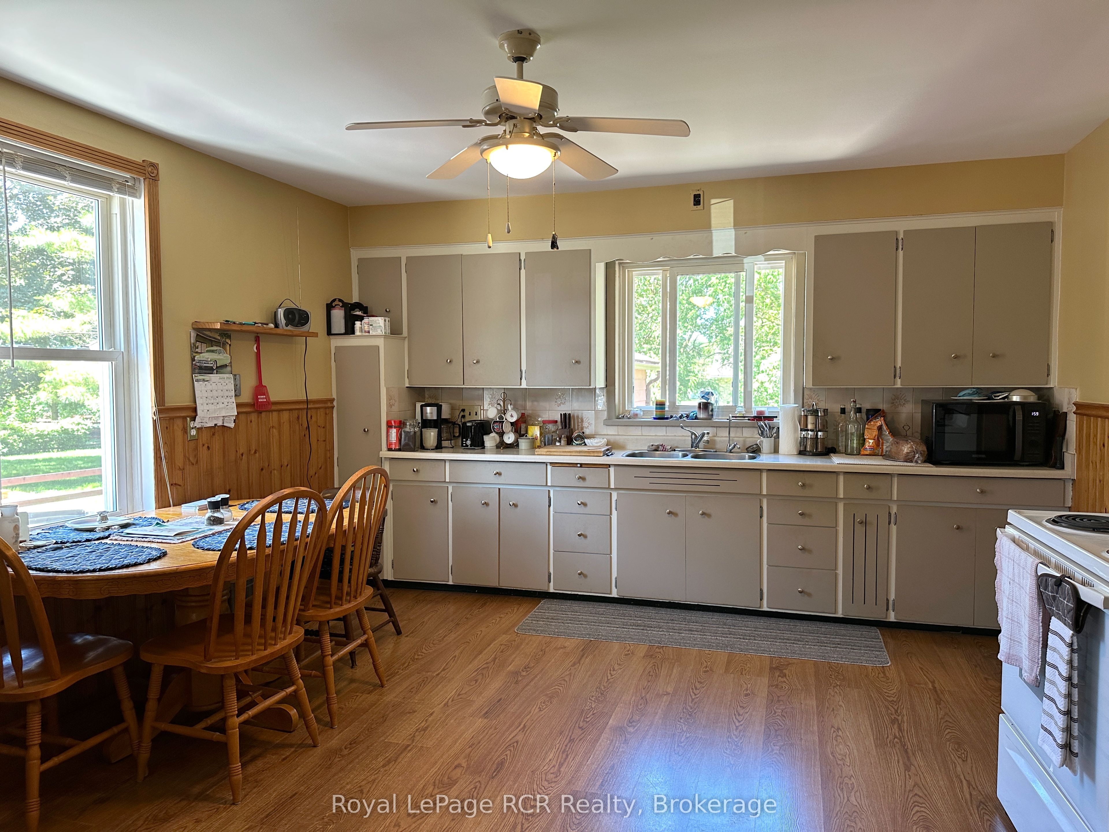 442 11th Street Property Photo 13