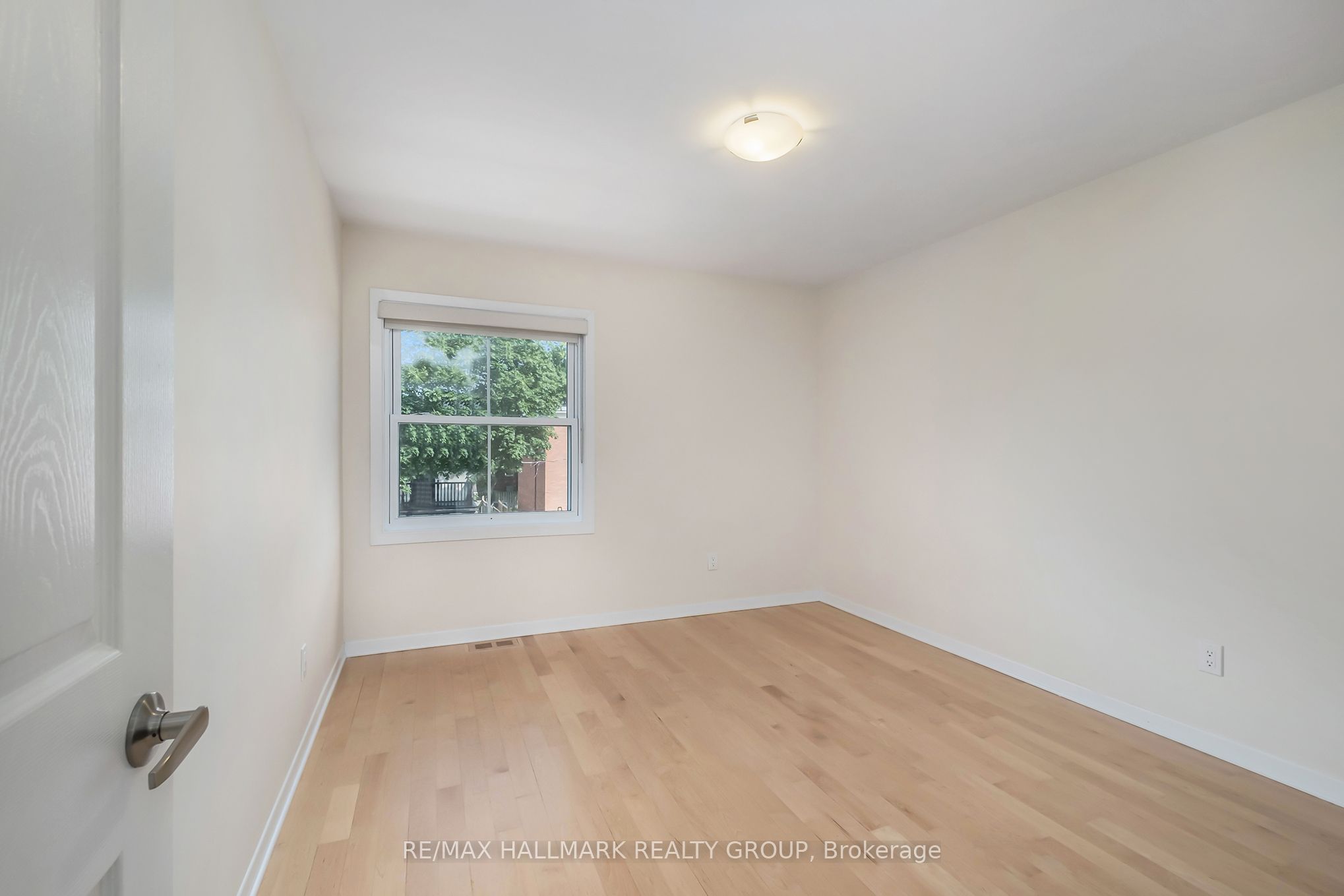 50 Queen Victoria Street Property Photo 18