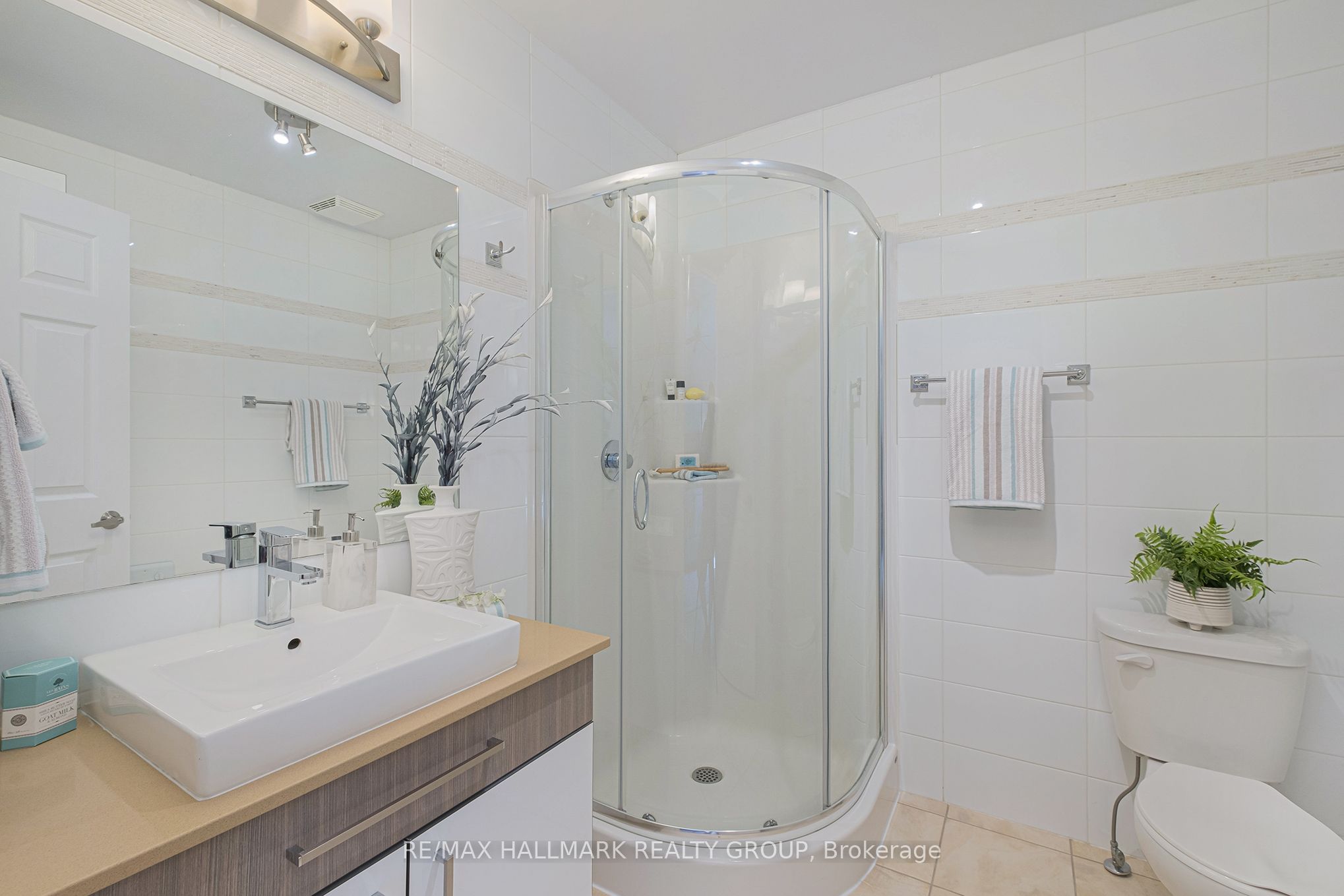 50 Queen Victoria Street Property Photo 22