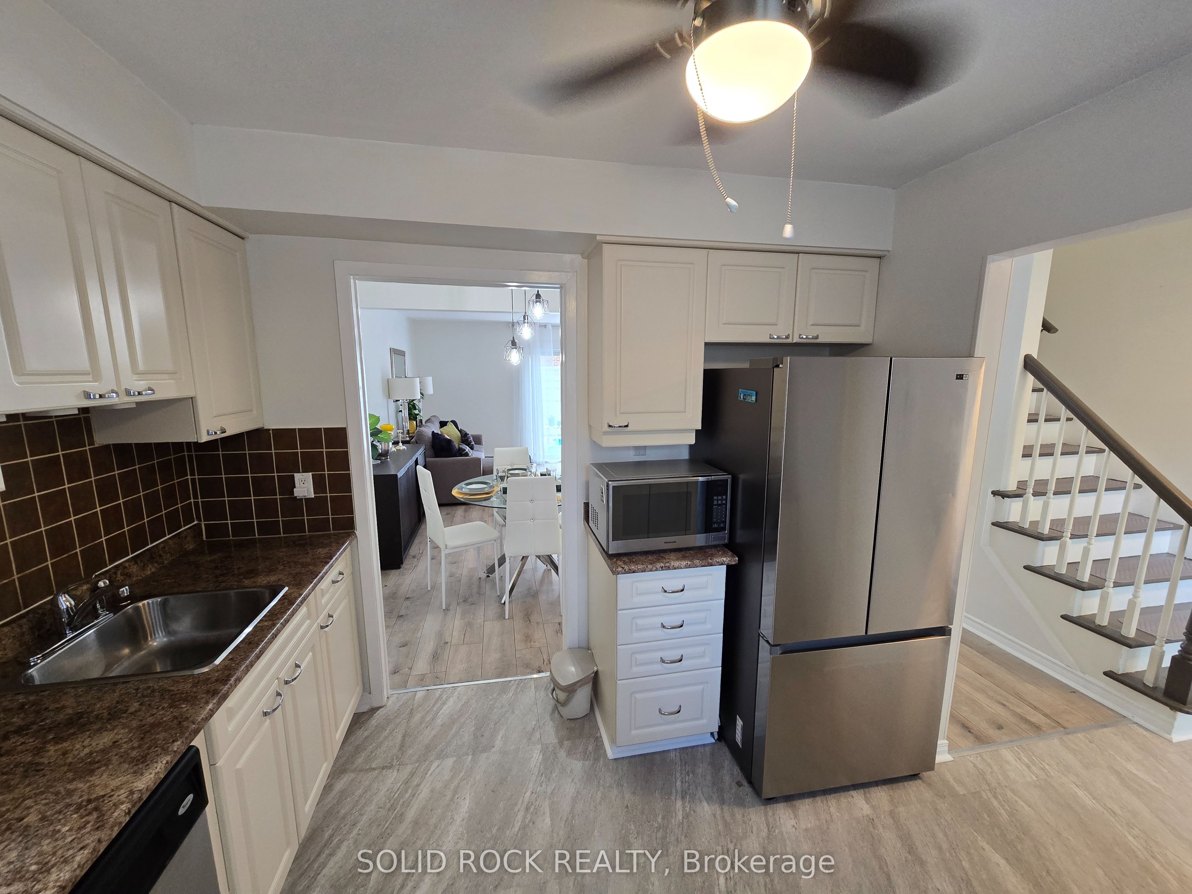 740 N Morin Street N 9 Property Photo 8