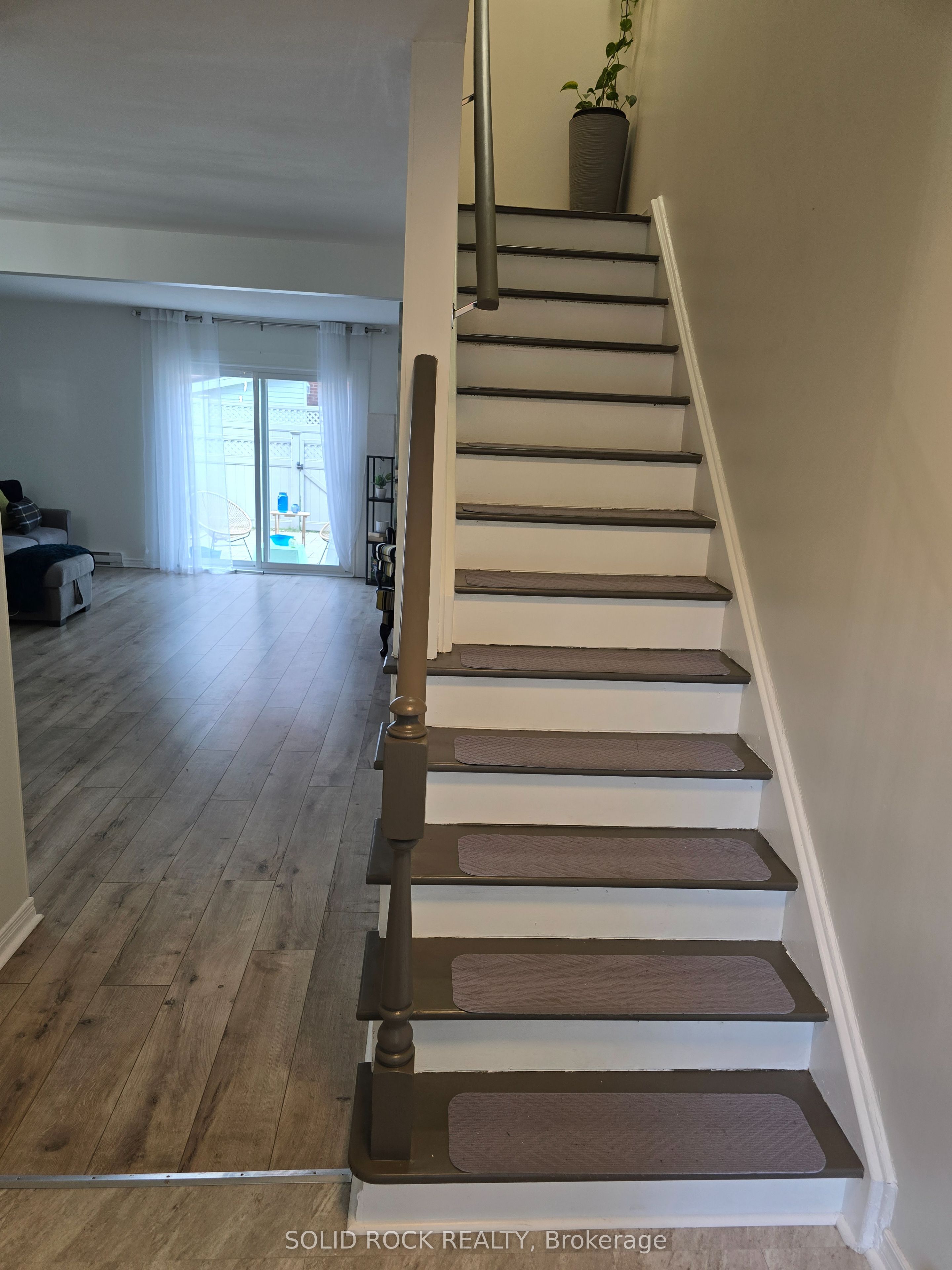 740 N Morin Street N 9 Property Photo 25