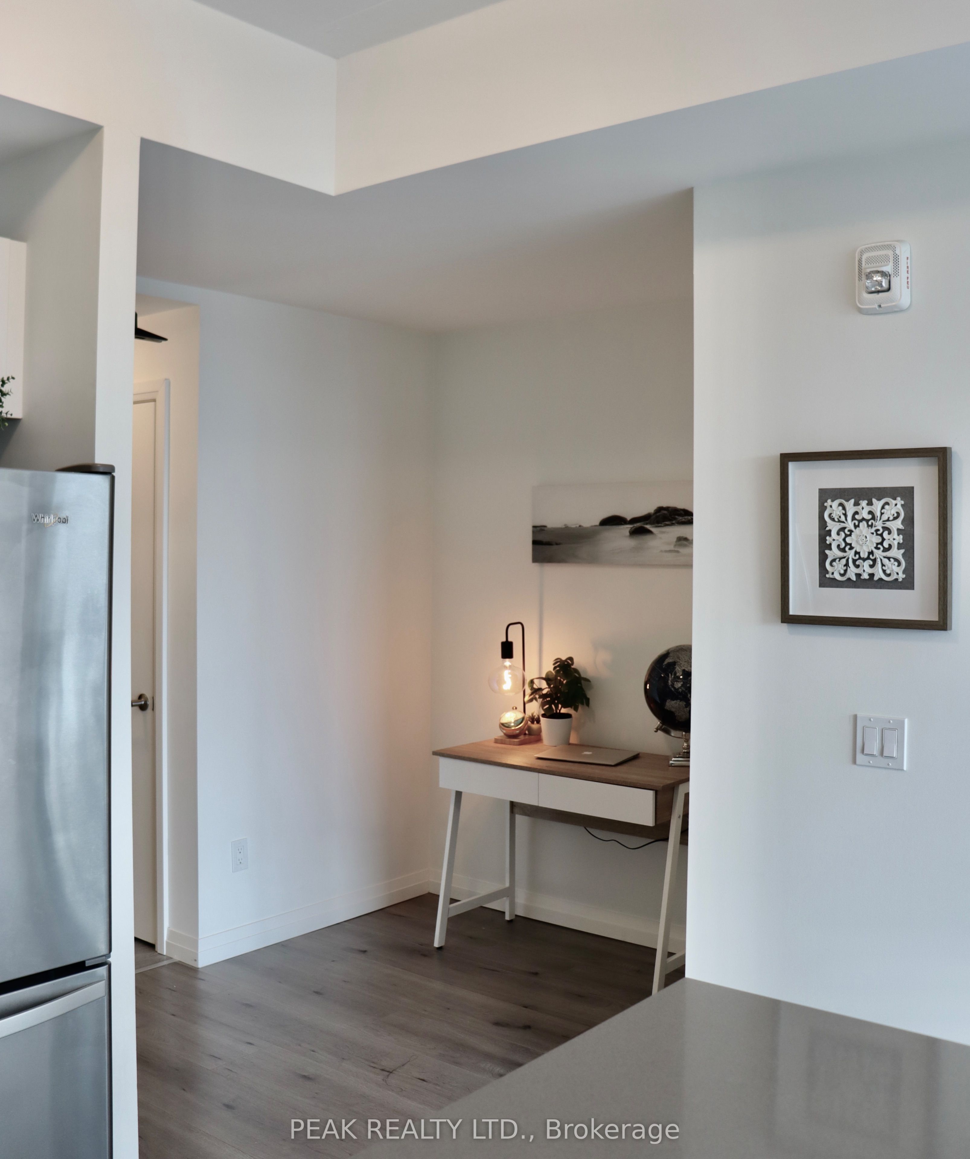 108 Garment Street 903 Property Photo 10