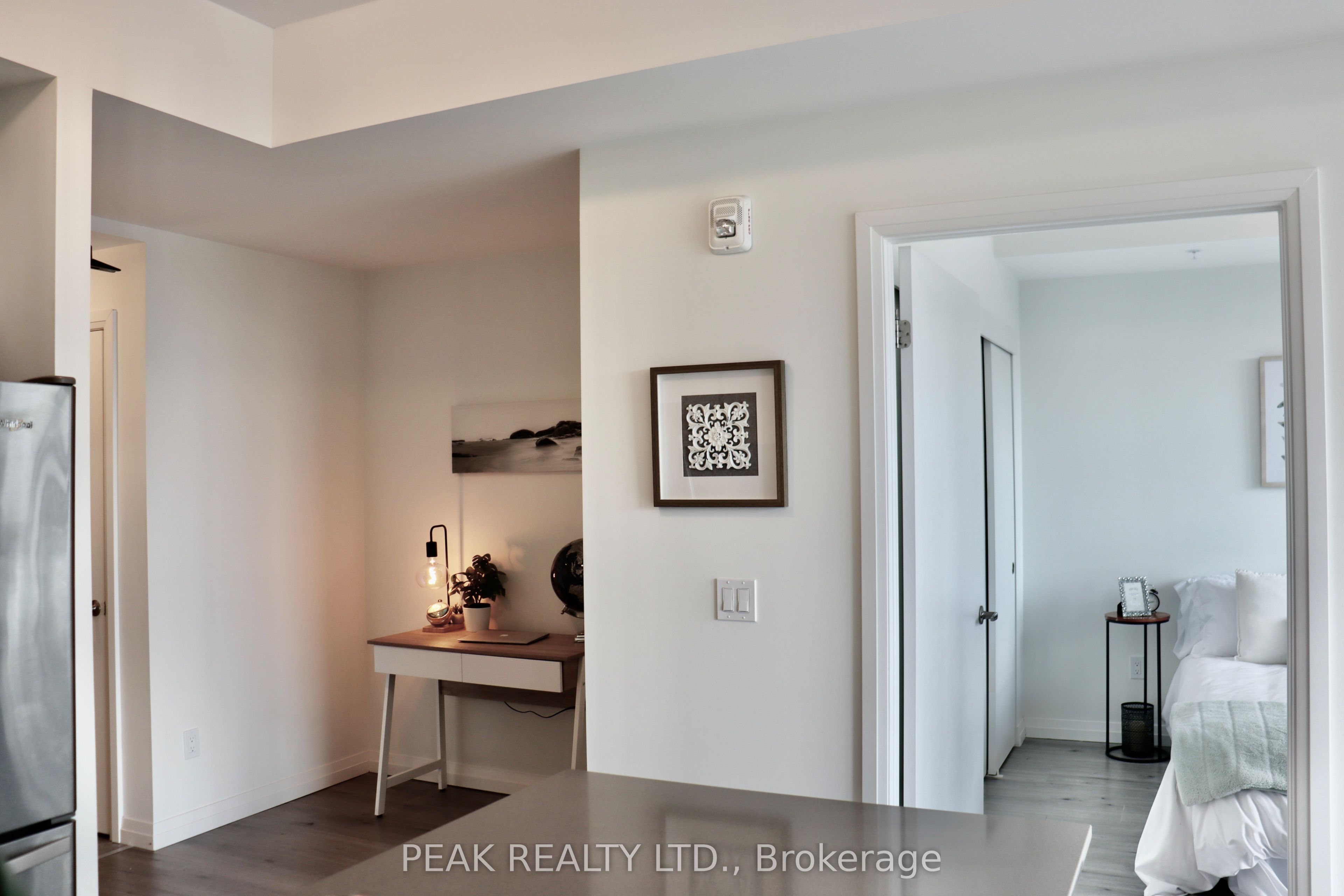 108 Garment Street 903 Property Photo 12