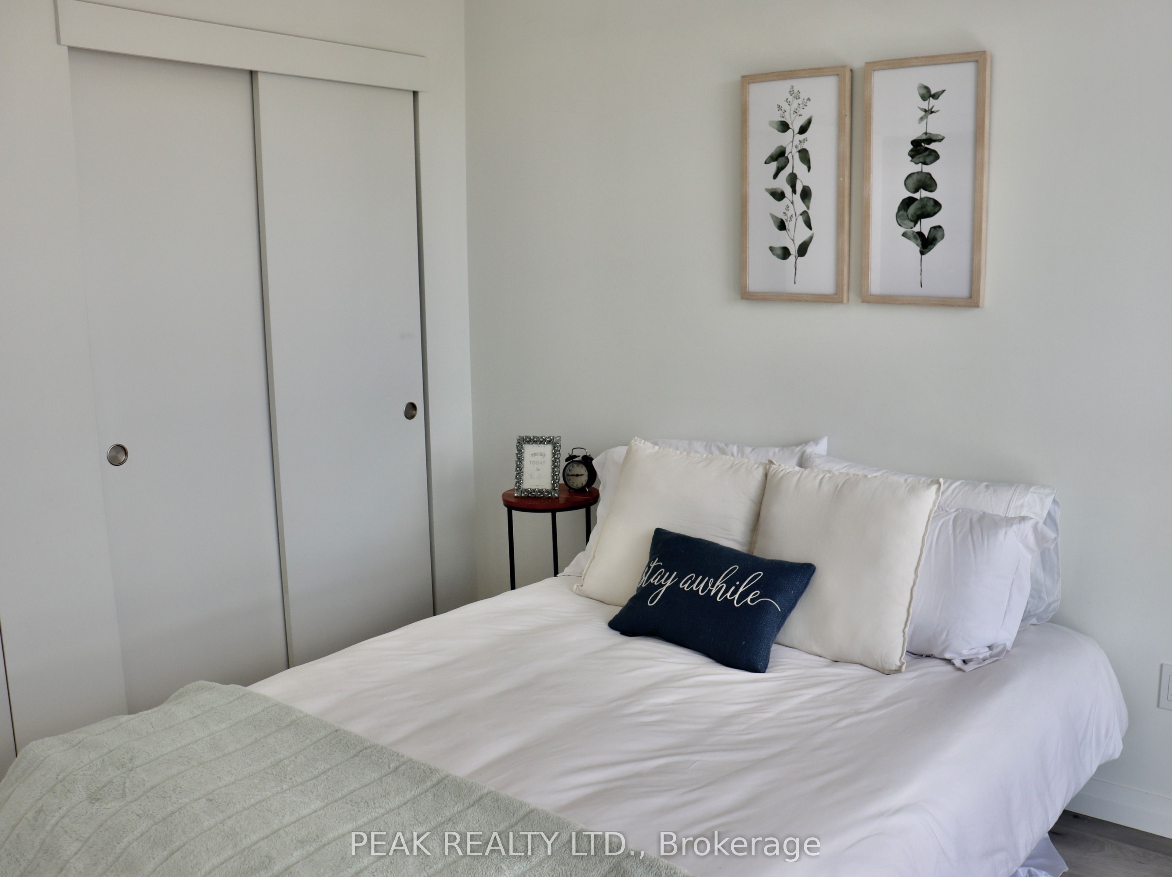 108 Garment Street 903 Property Photo 27