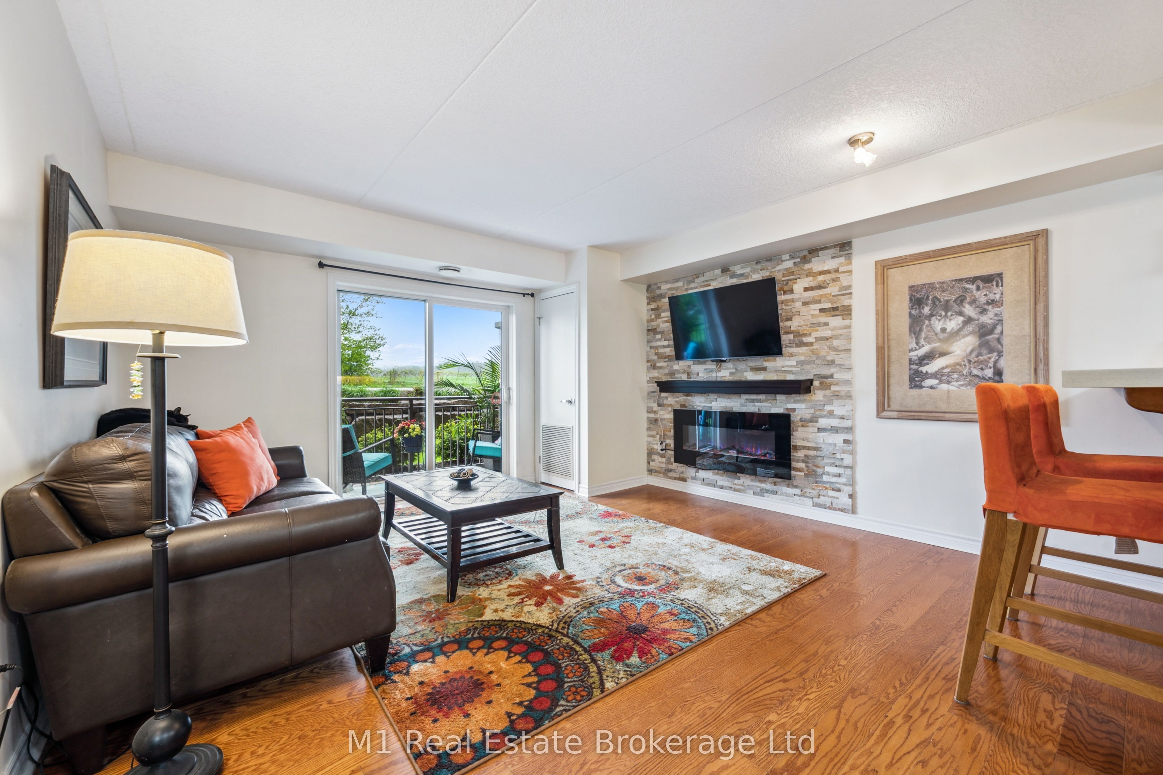 19 Waterford Drive 105 Property Photo 5