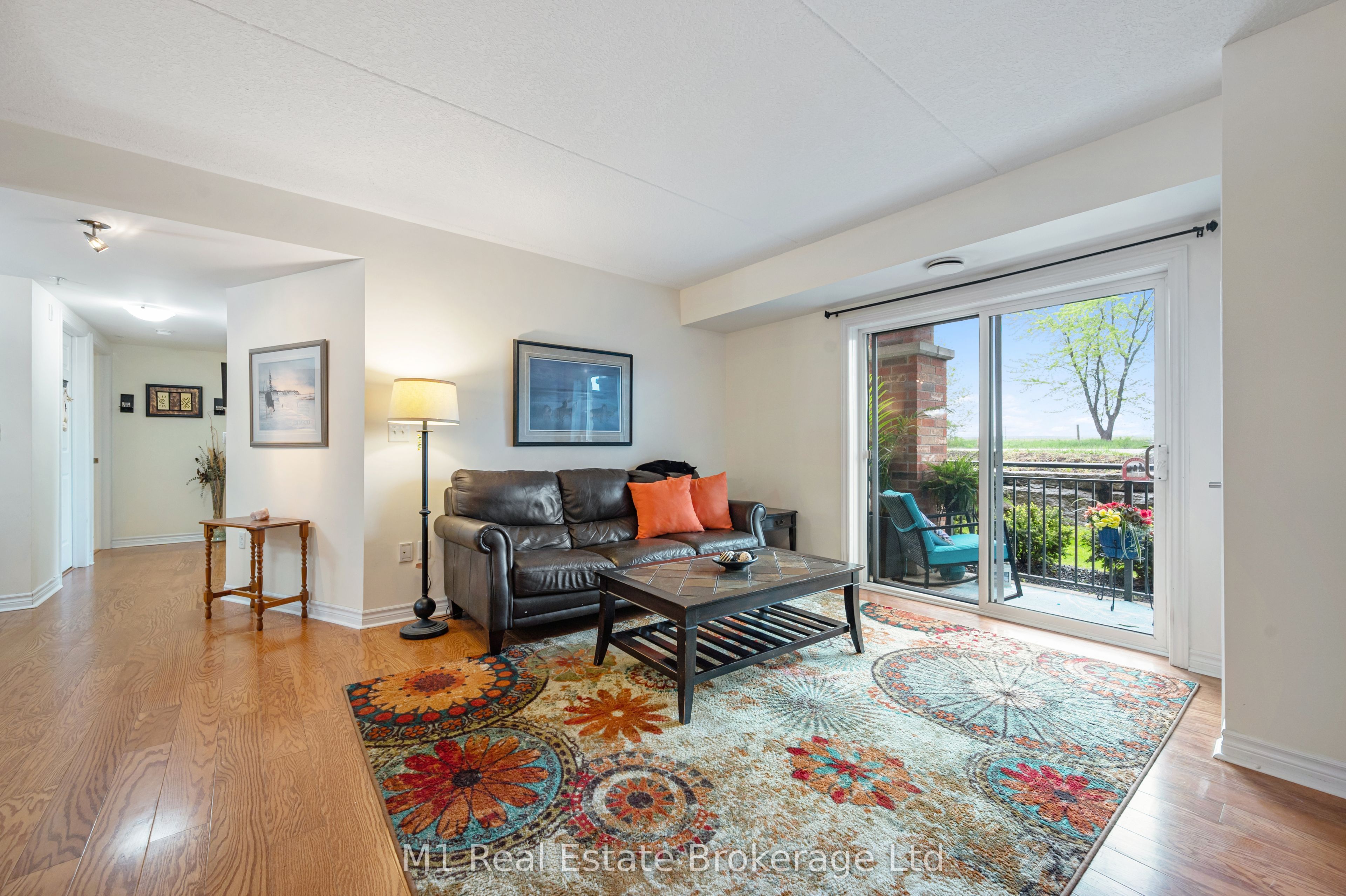 19 Waterford Drive 105 Property Photo 6