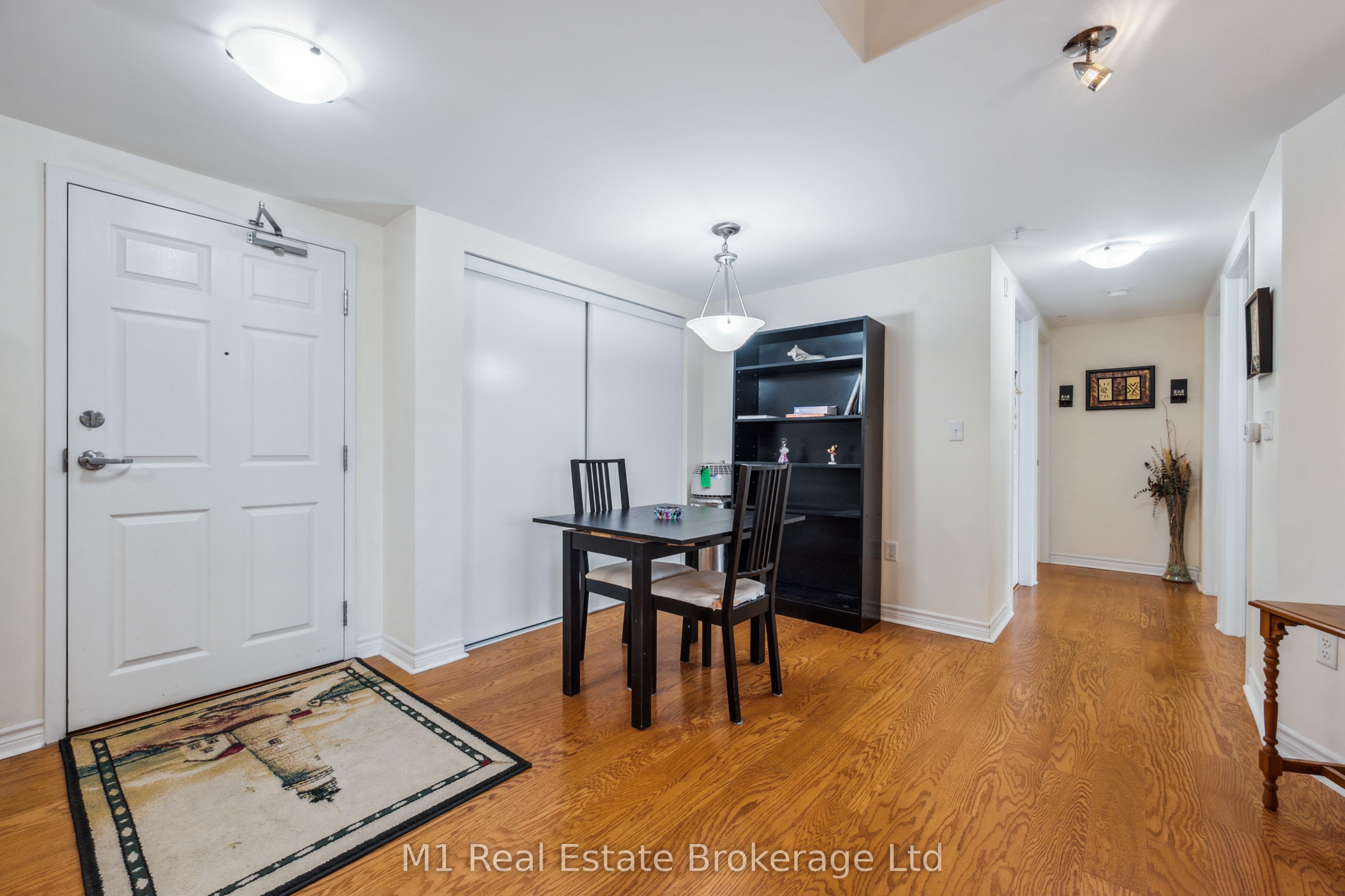 19 Waterford Drive 105 Property Photo 14