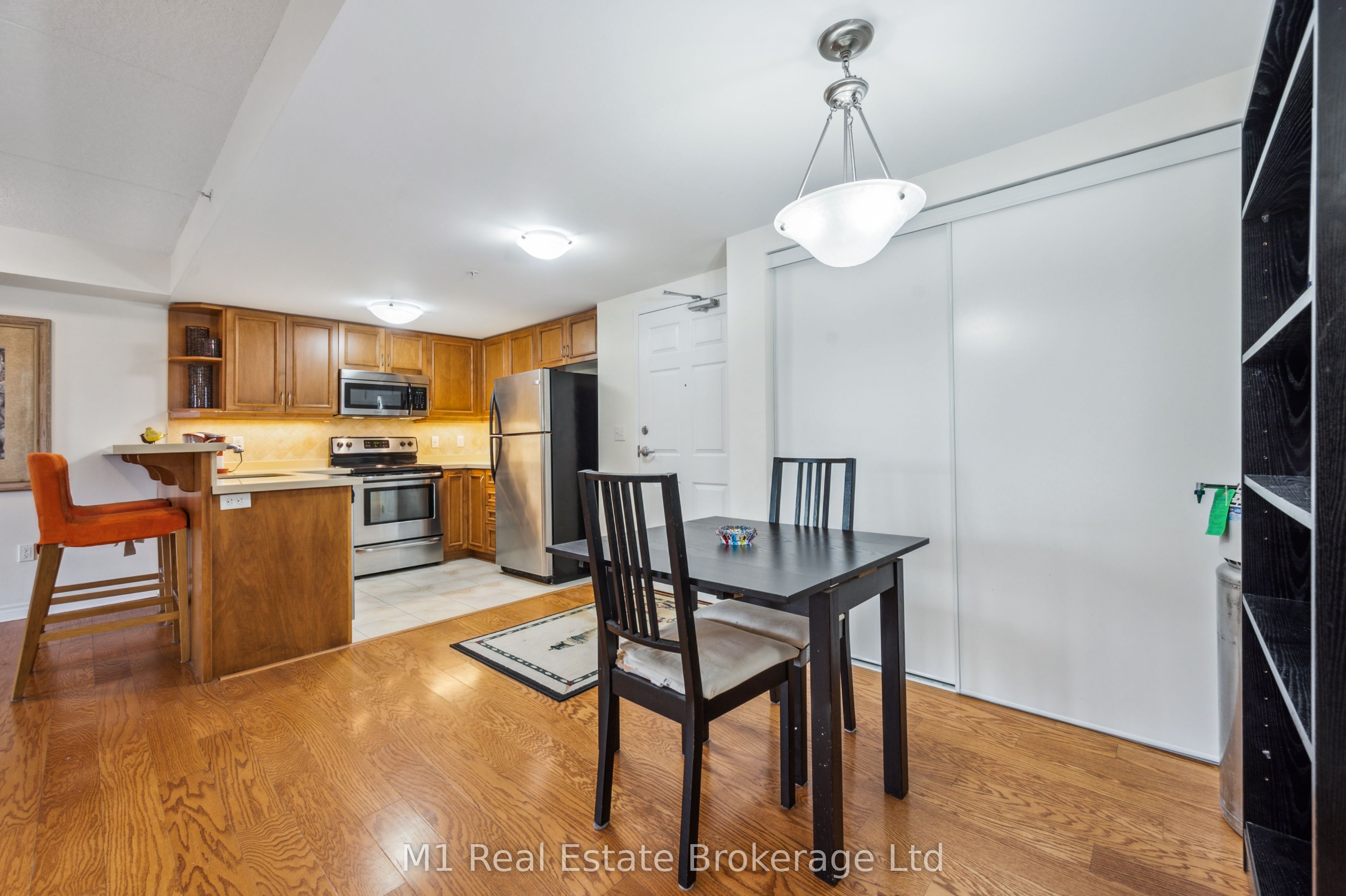19 Waterford Drive 105 Property Photo 16