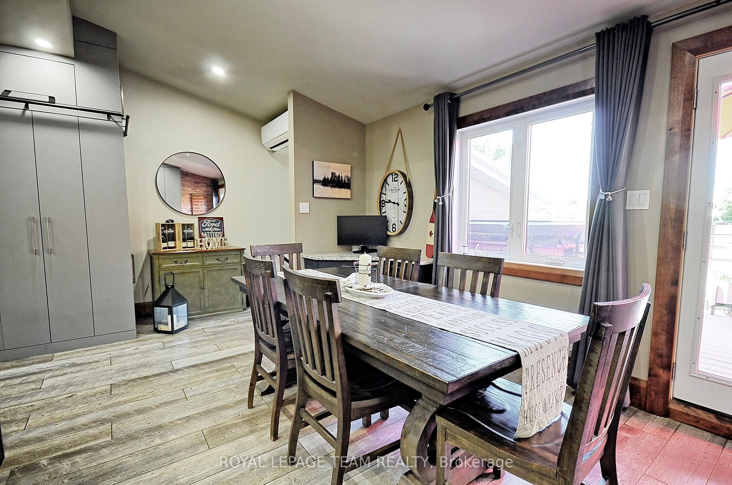 26 Elgin Street W Property Photo 25