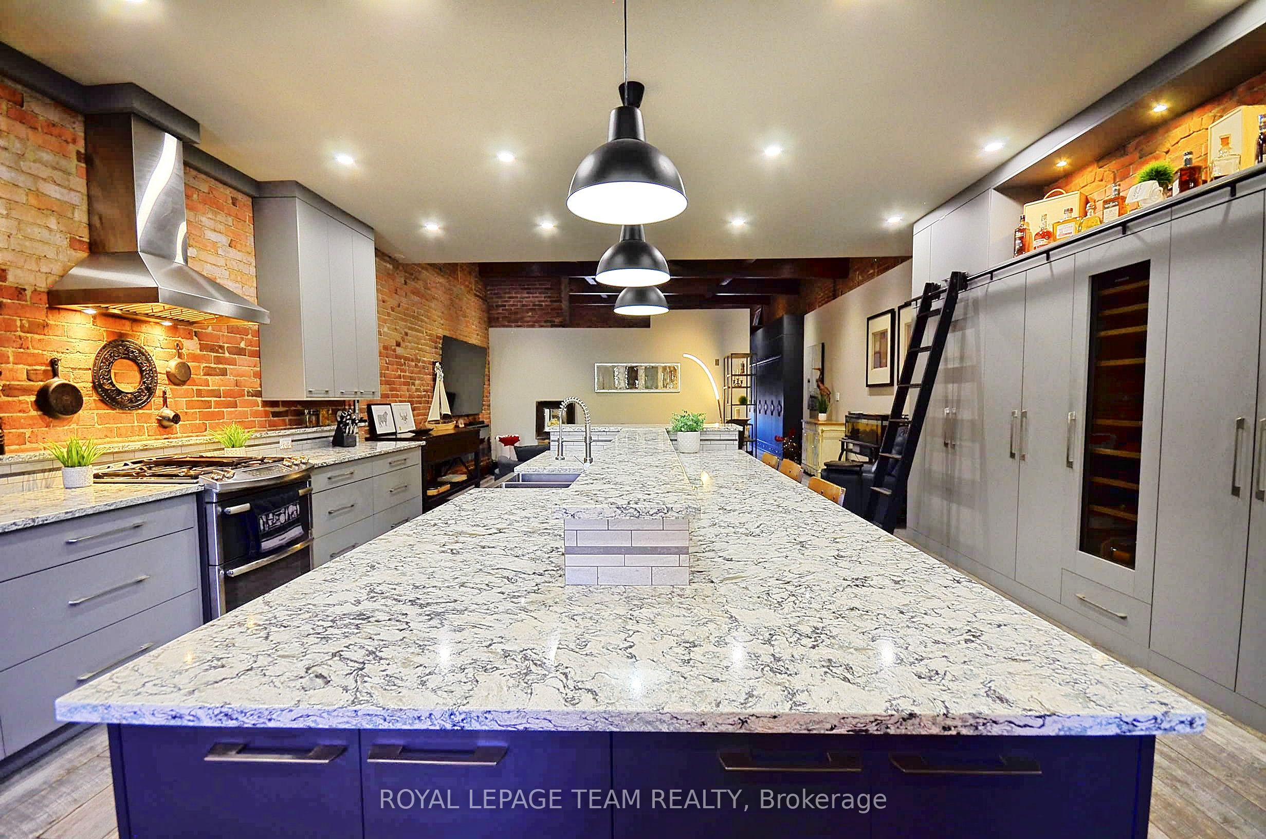 26 Elgin Street W Property Photo 26