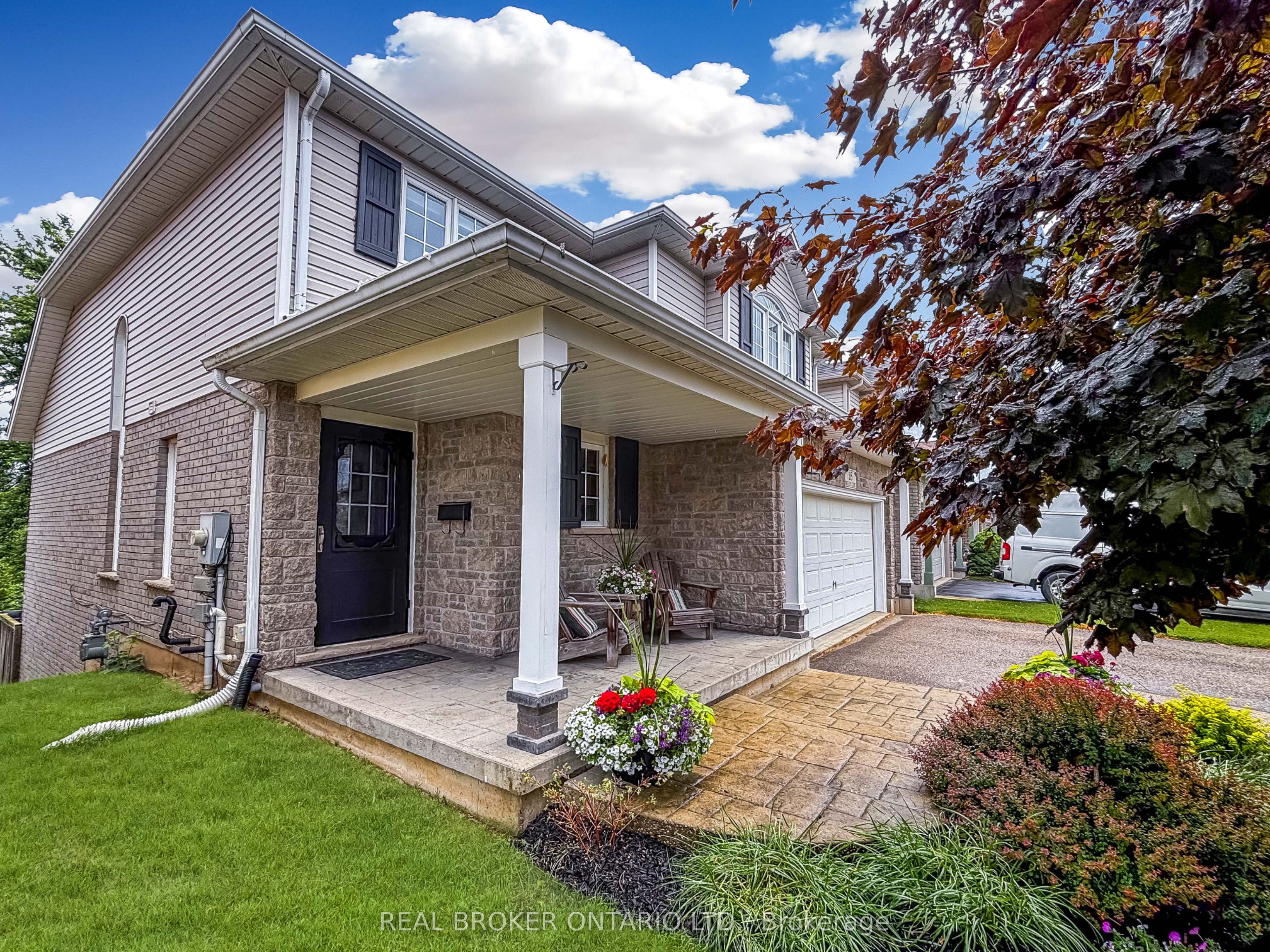 18 Bricker Court Property Photo 3