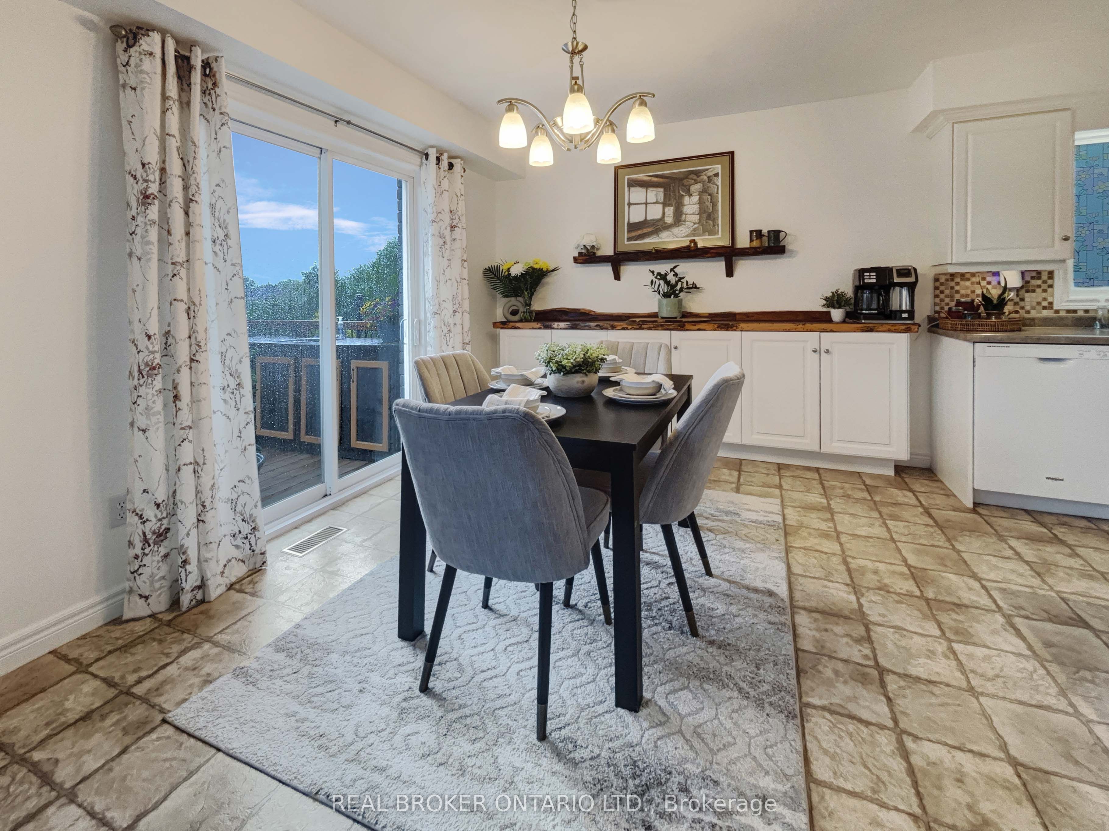 18 Bricker Court Property Photo 8