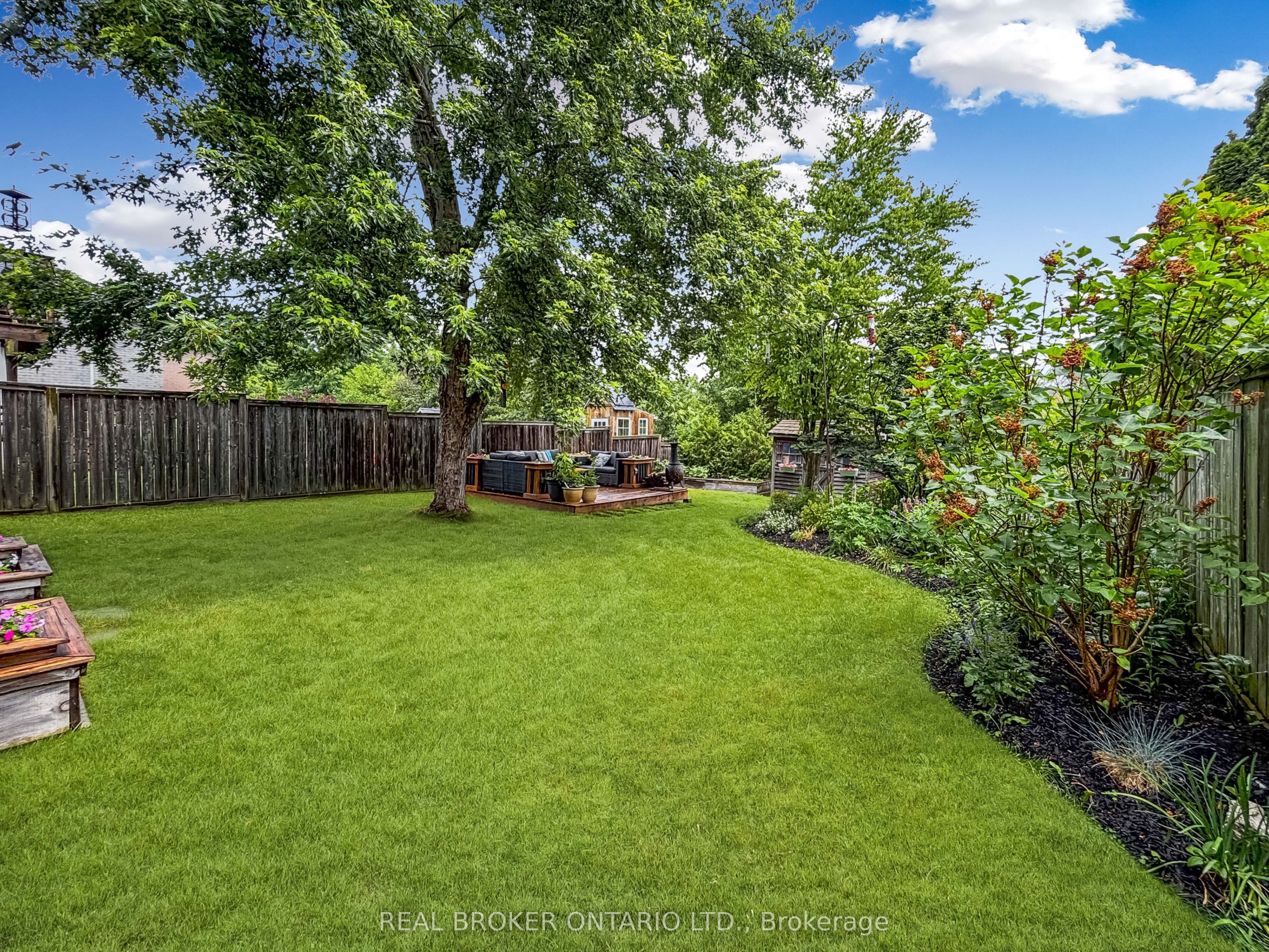 18 Bricker Court Property Photo 30