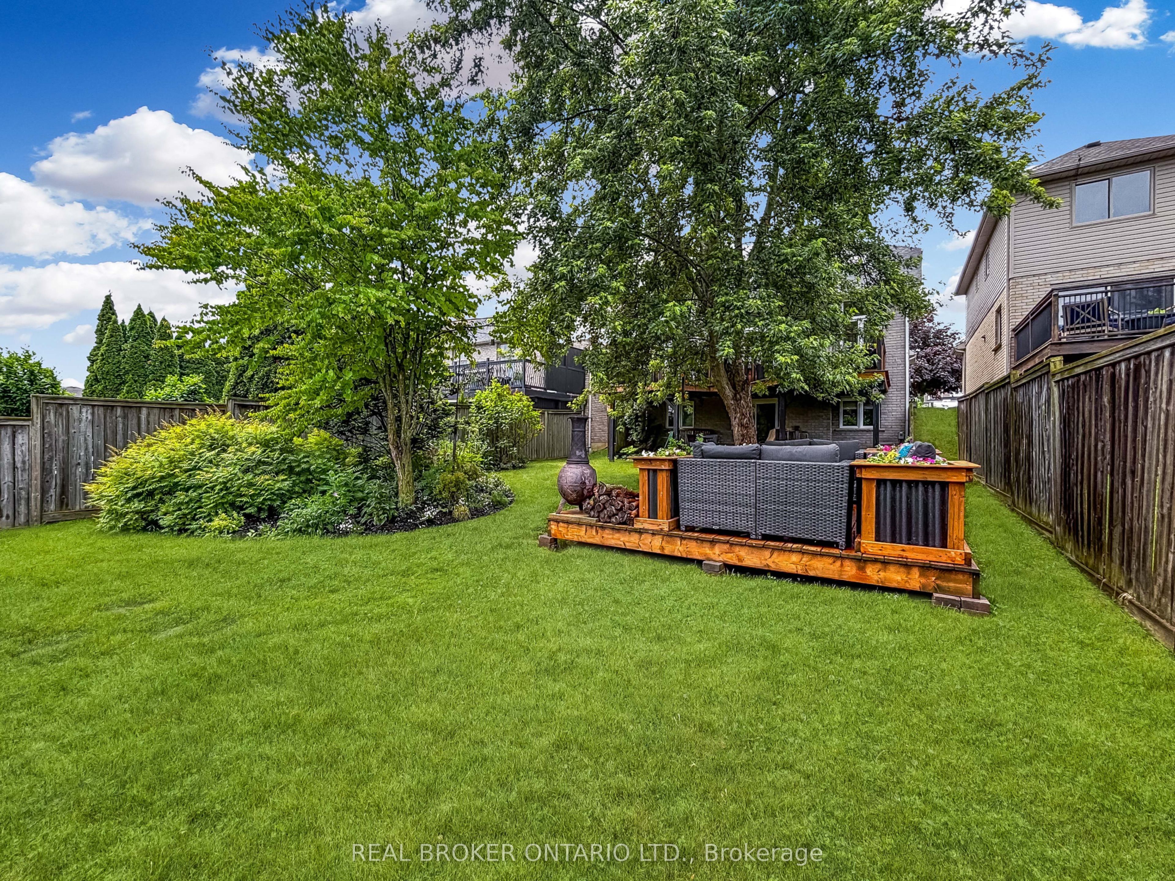 18 Bricker Court Property Photo 33