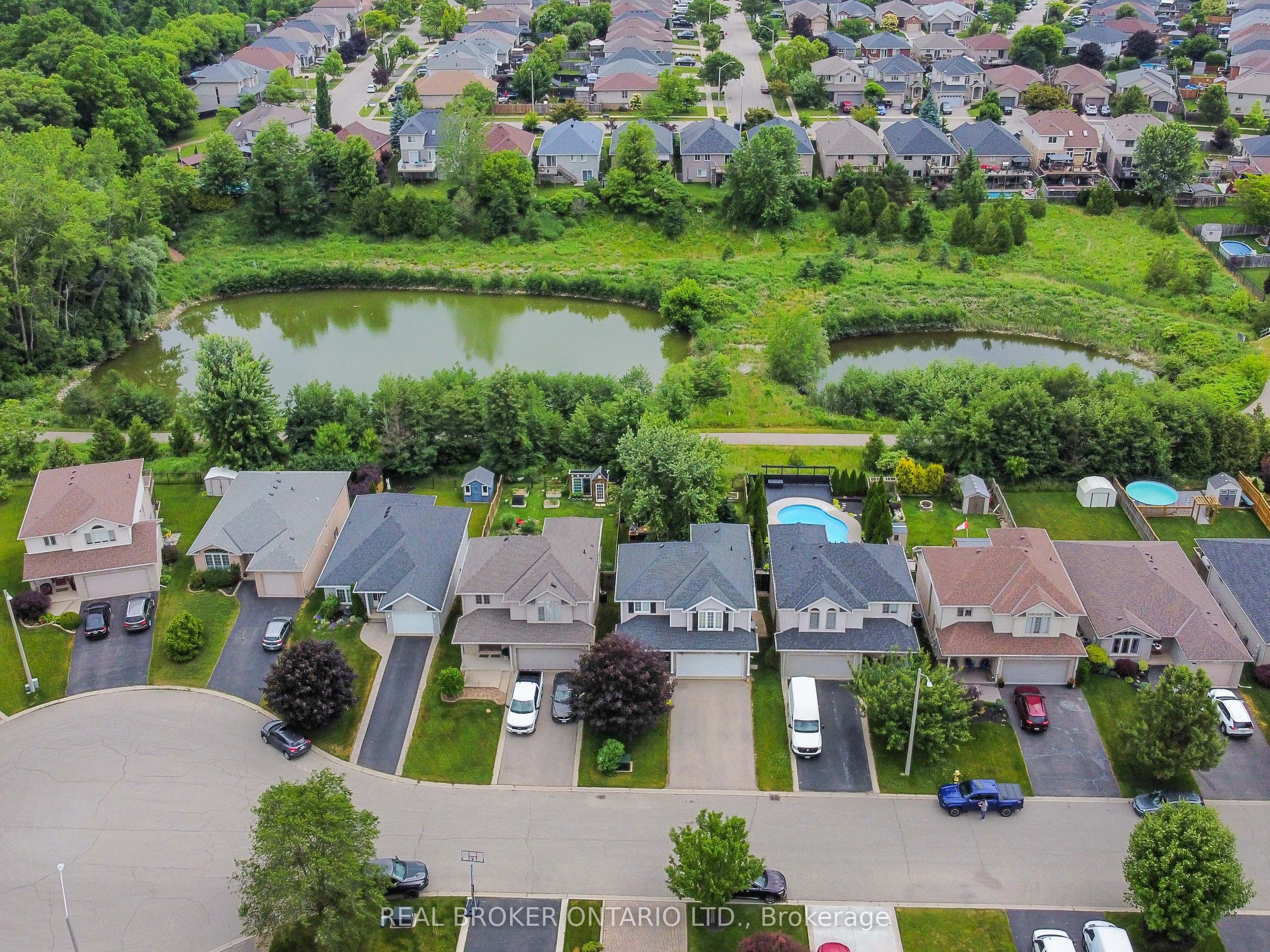 18 Bricker Court Property Photo 34