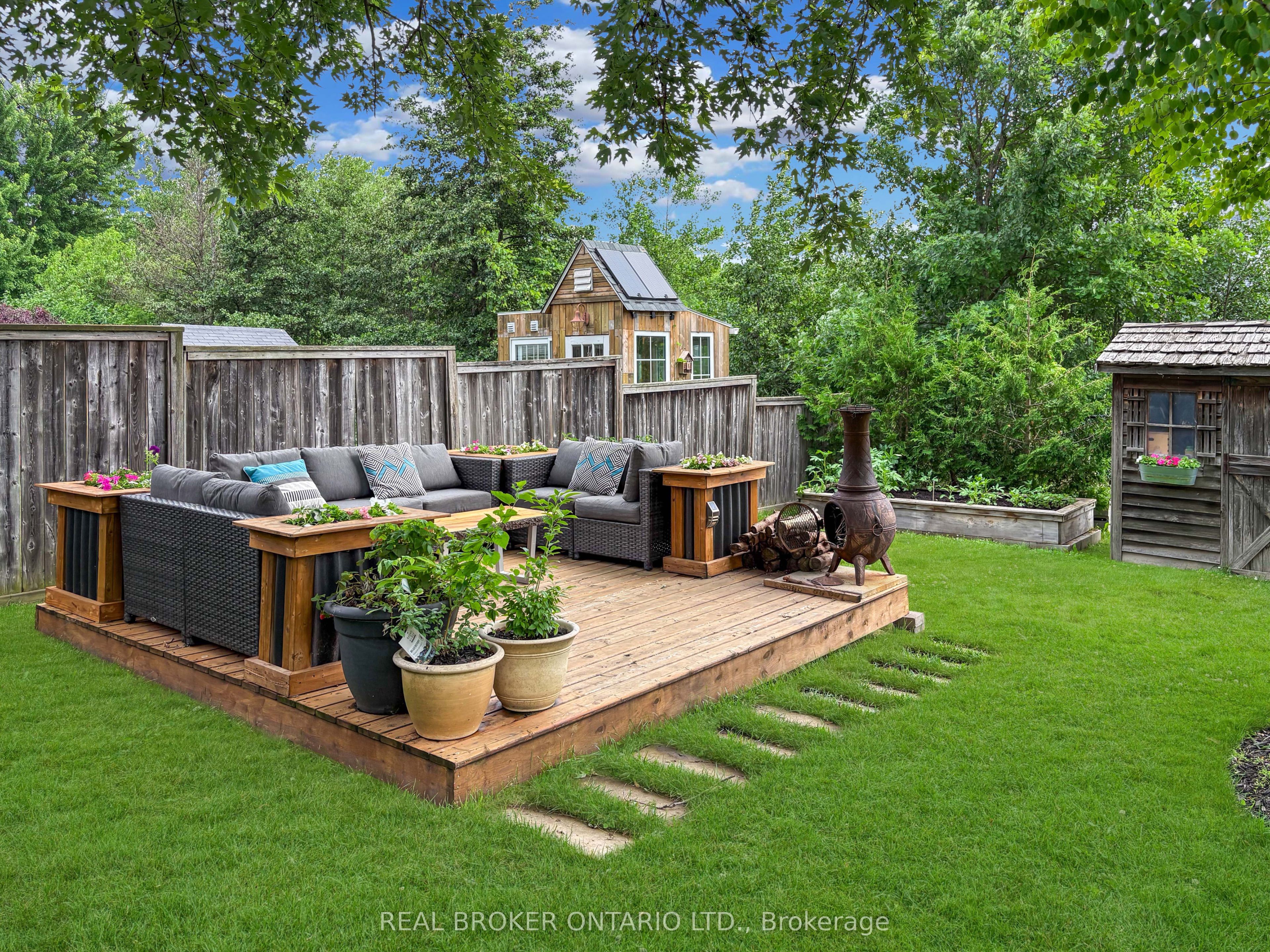 18 Bricker Court Property Photo 40