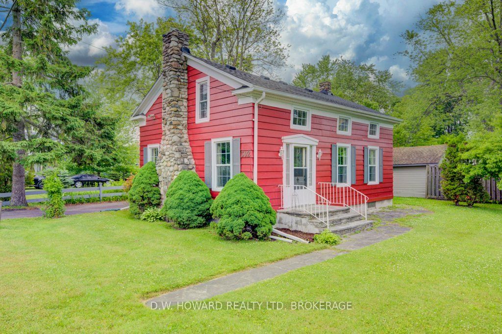 302 Beachview Avenue Property Photo 1