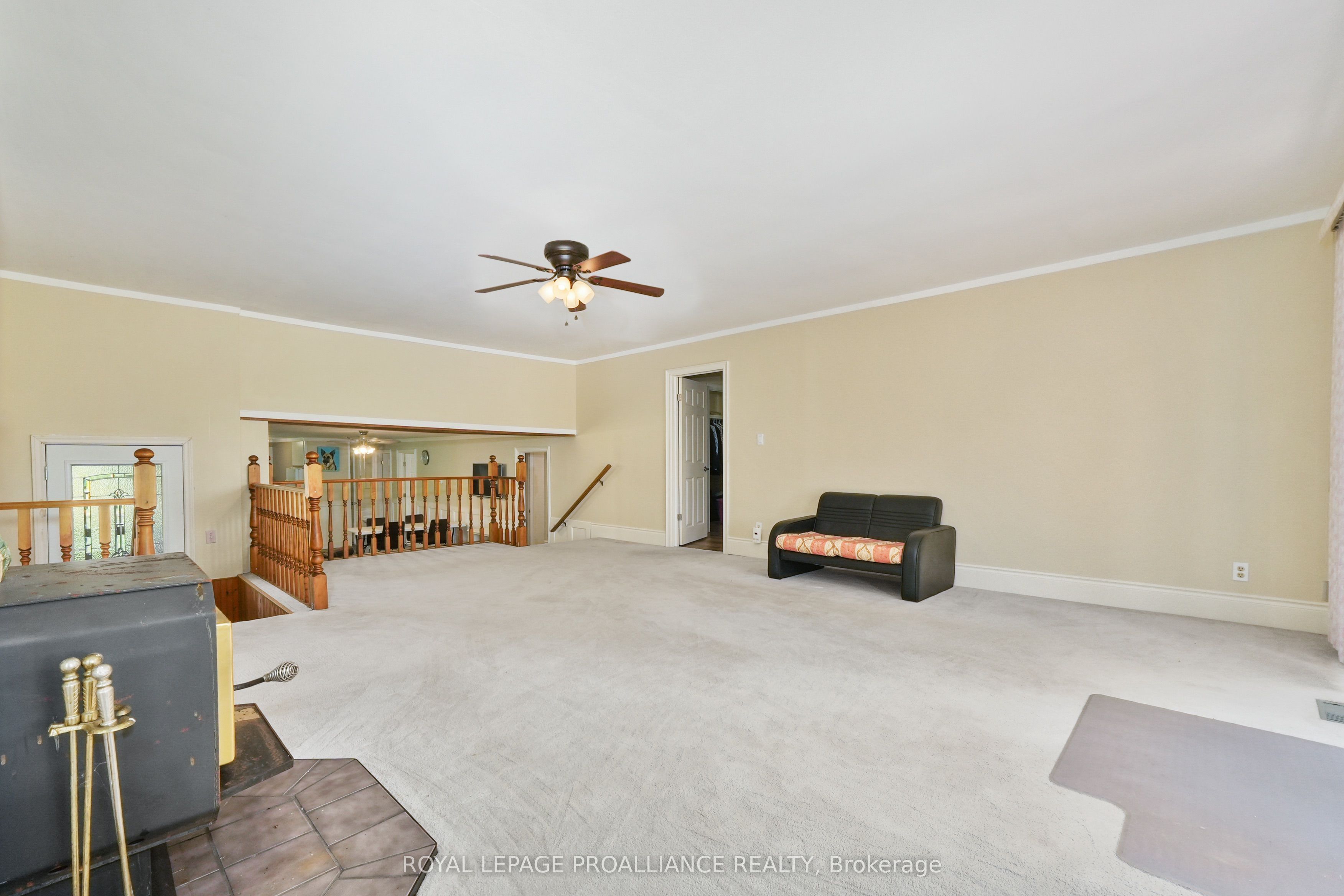 1827 2nd Line E Property Photo 19