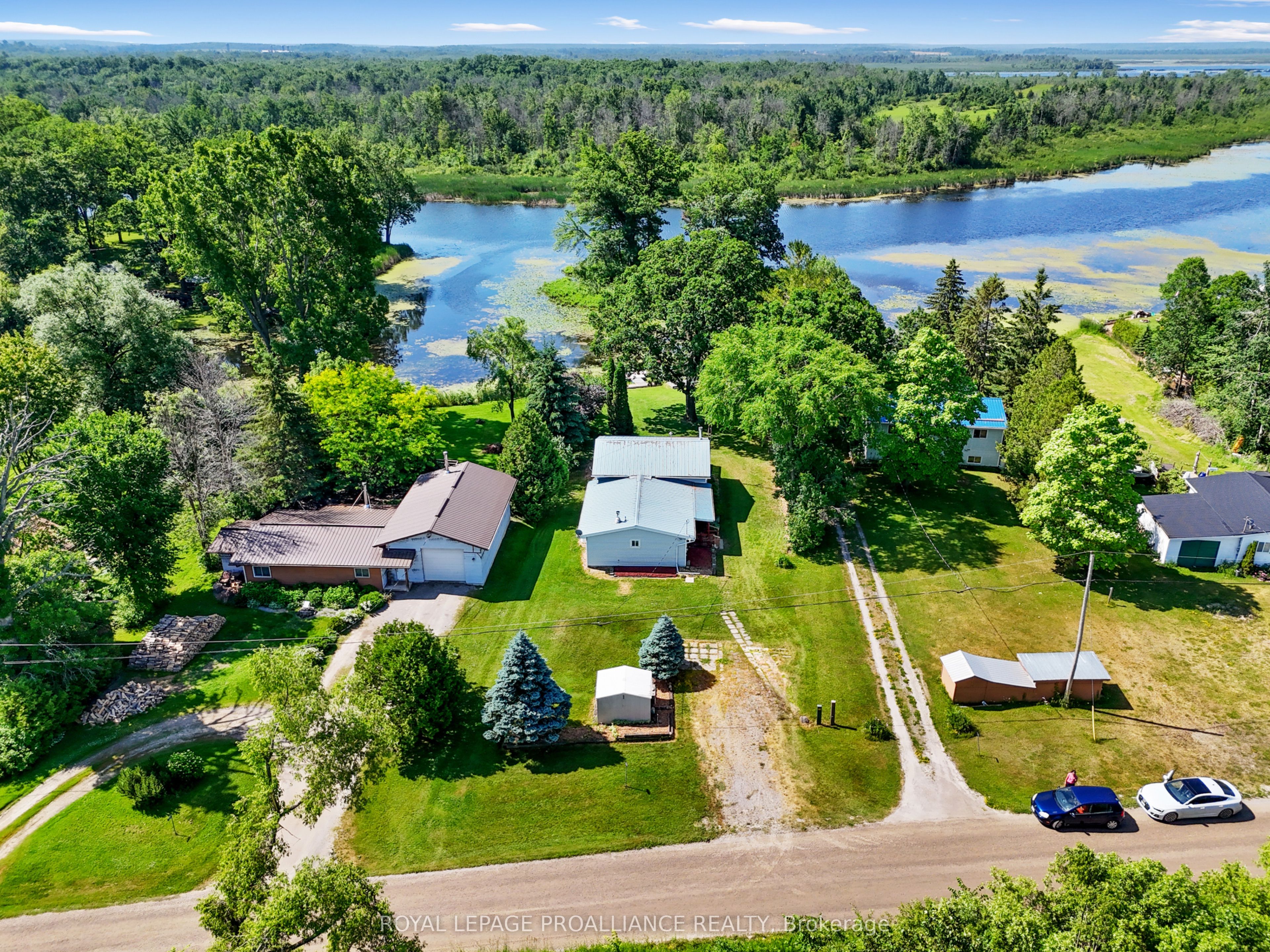 1827 2nd Line E Property Photo 42