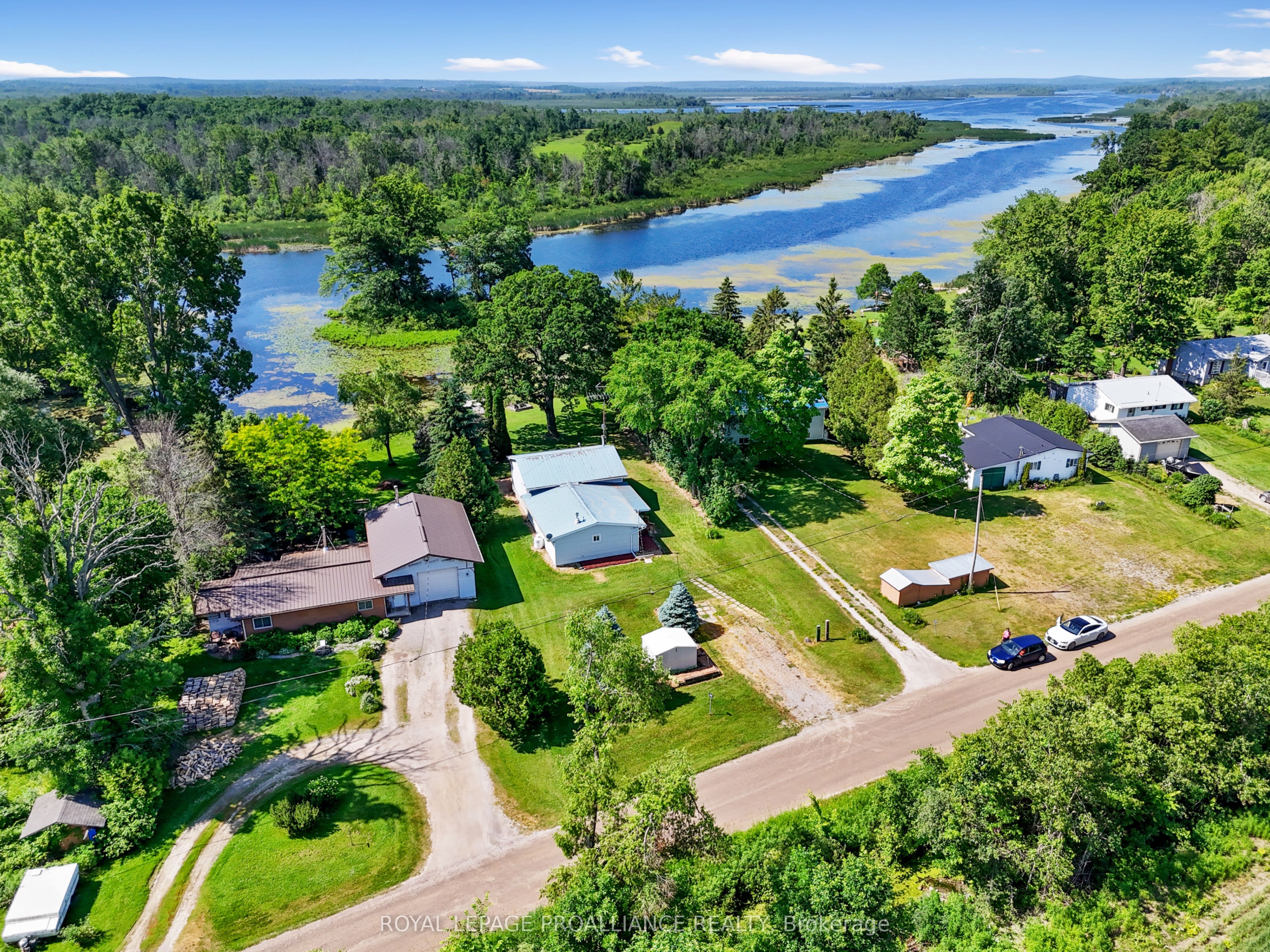 1827 2nd Line E Property Photo 43