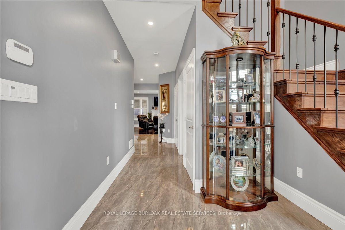 89 Eleanor Avenue Property Photo 4
