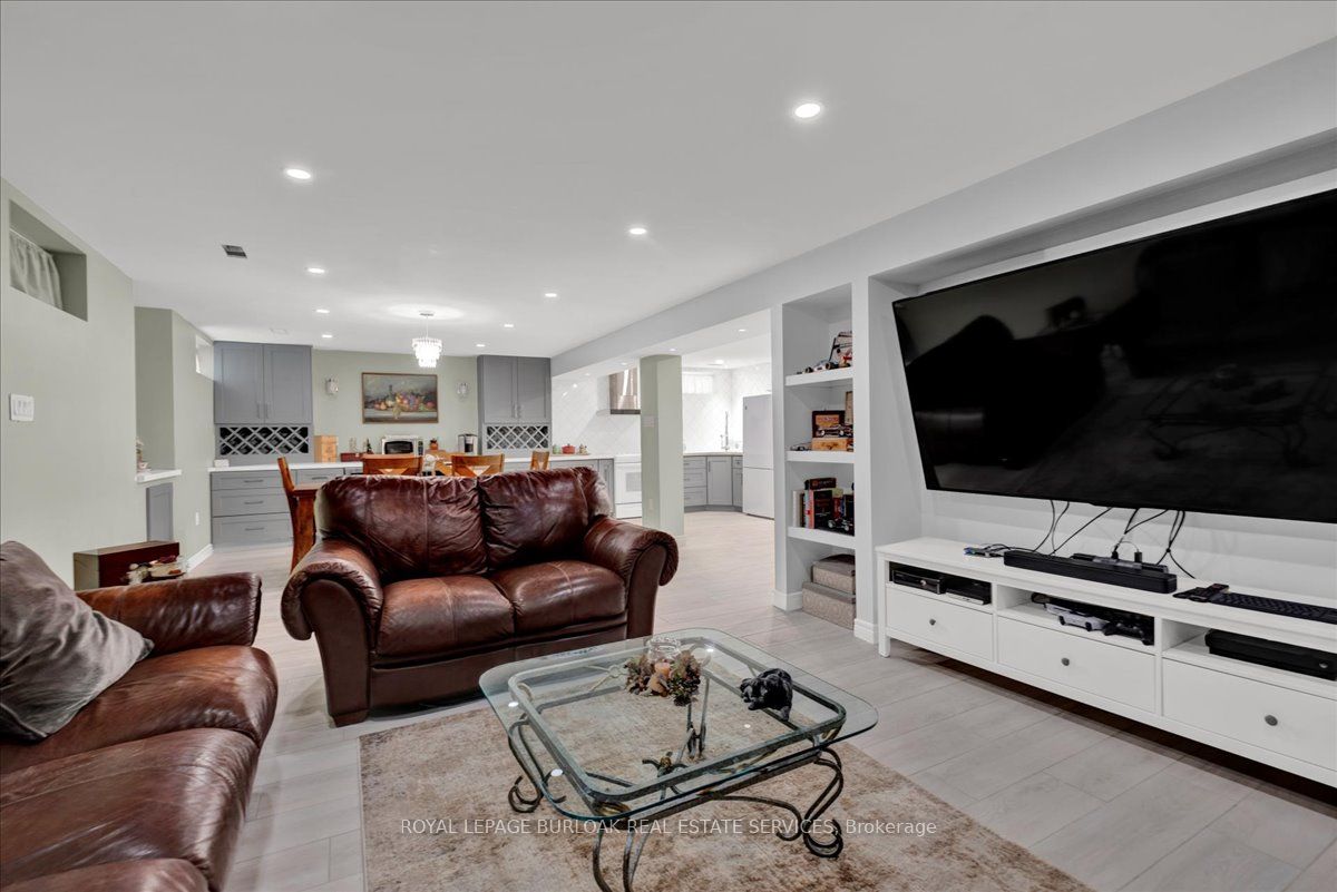 89 Eleanor Avenue Property Photo 34