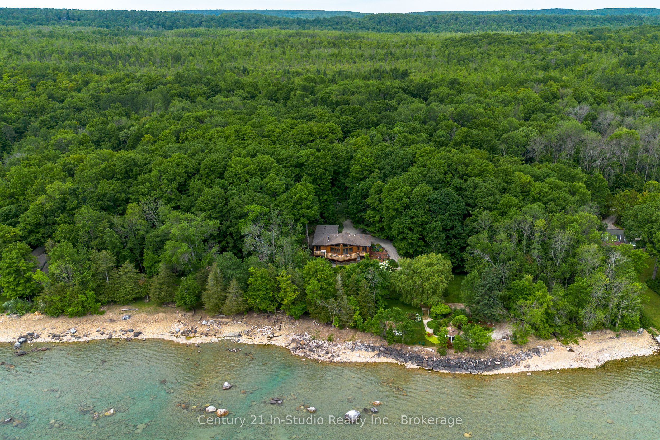 504877 Grey 1 Road Property Photo 2