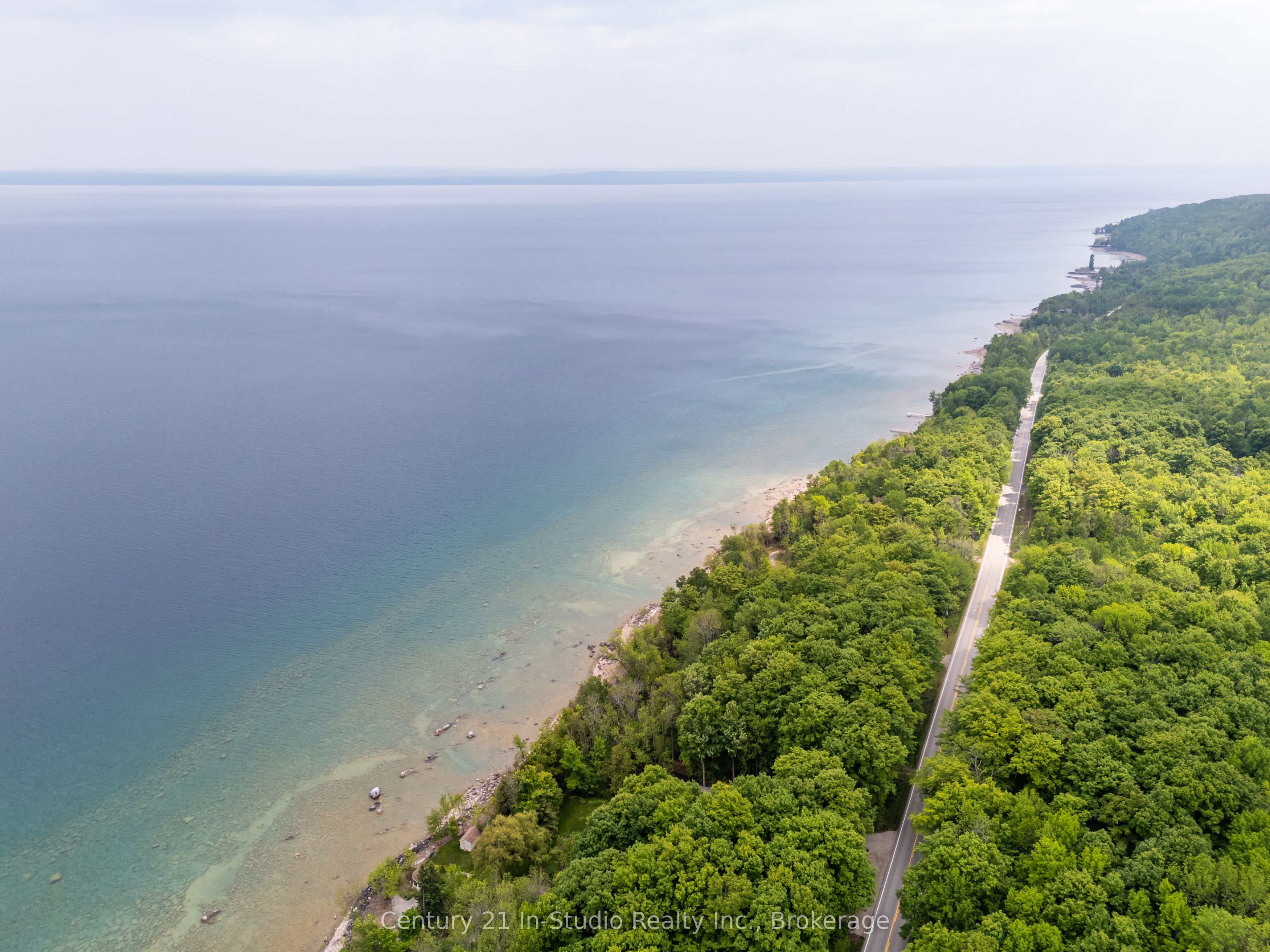 504877 Grey 1 Road Property Photo 3