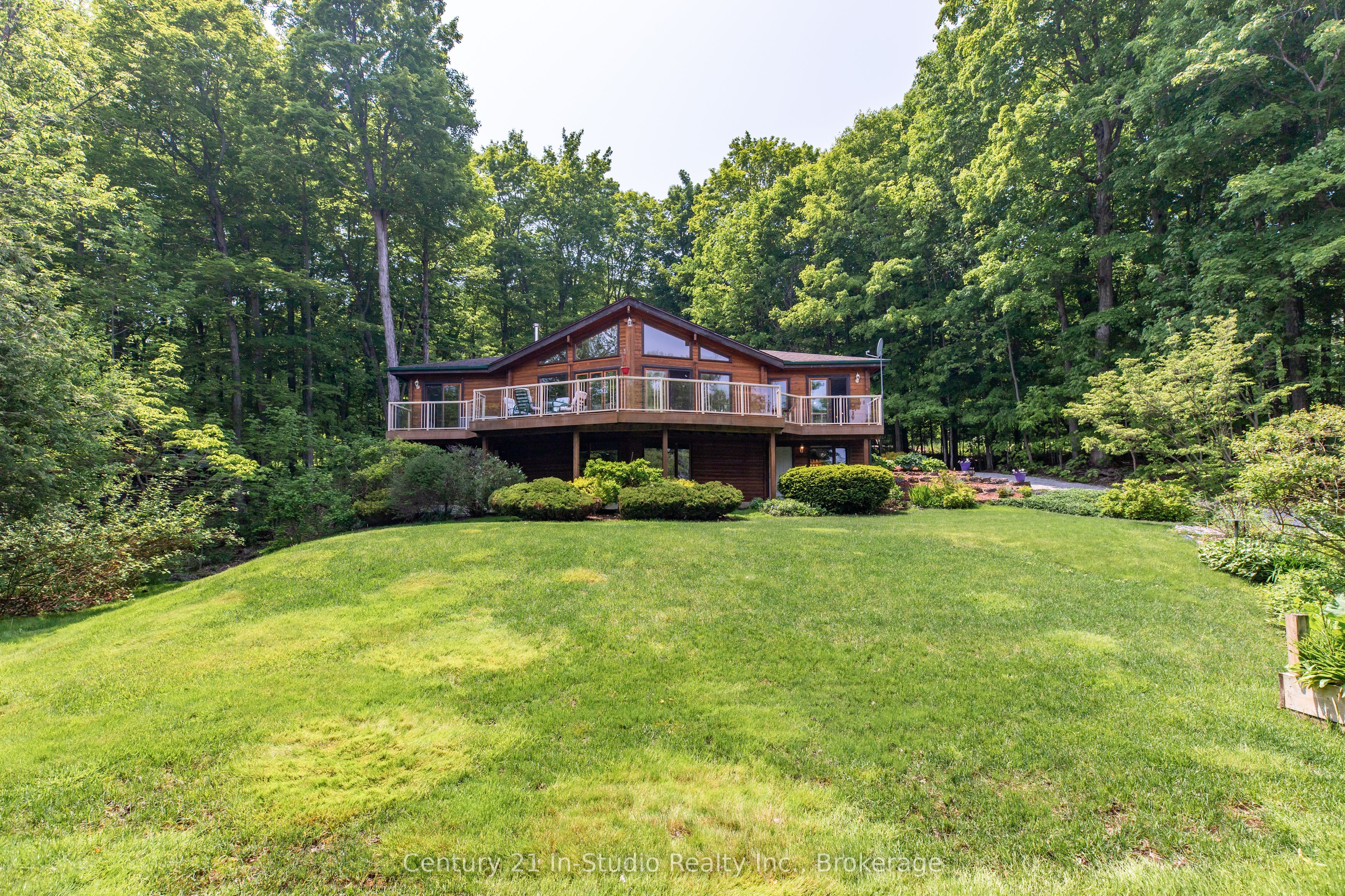 504877 Grey 1 Road Property Photo 10